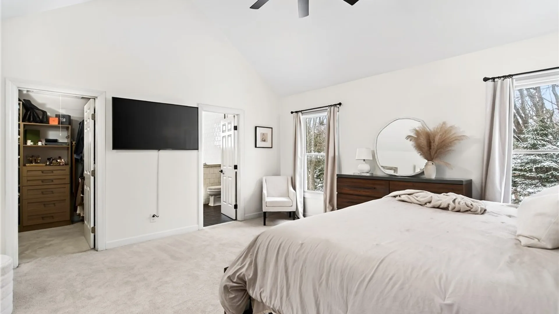 Property at 5441 Marthas Vineyard, Clarence, NY 14032 21
