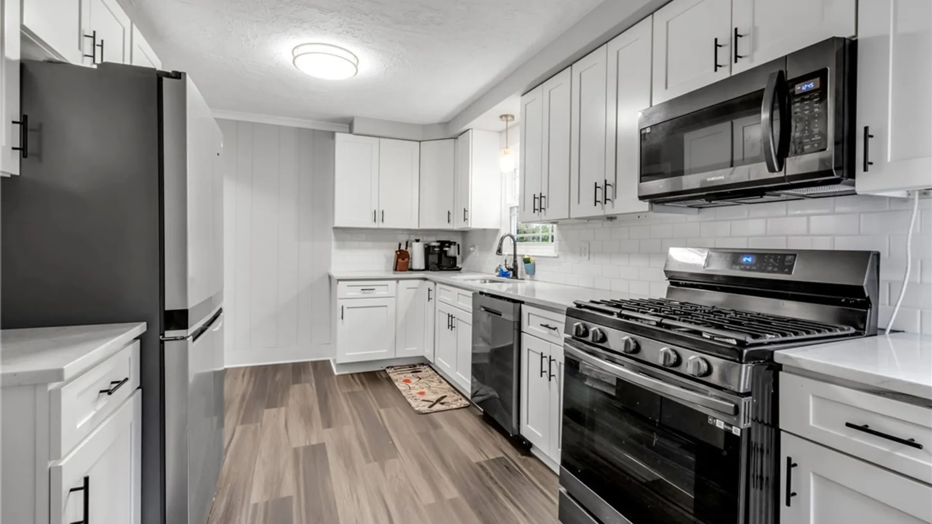 Property at 2804 Niagara Falls Boulevard, Wheatfield, NY 14304 5