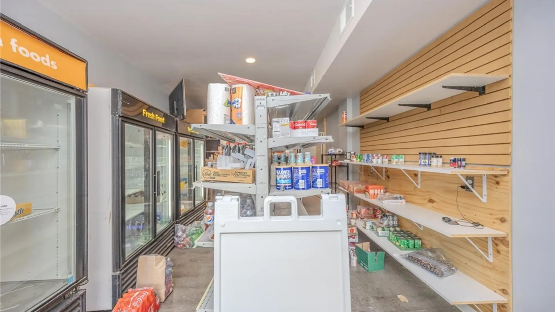 Property at 813 Abbott Road, Buffalo, NY 14220 18
