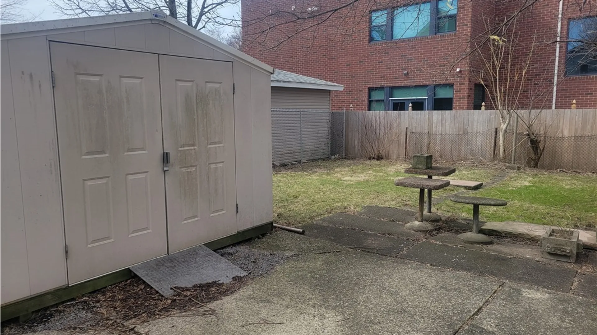 Property at 118 Remington Pl, Buffalo, NY 14210 18
