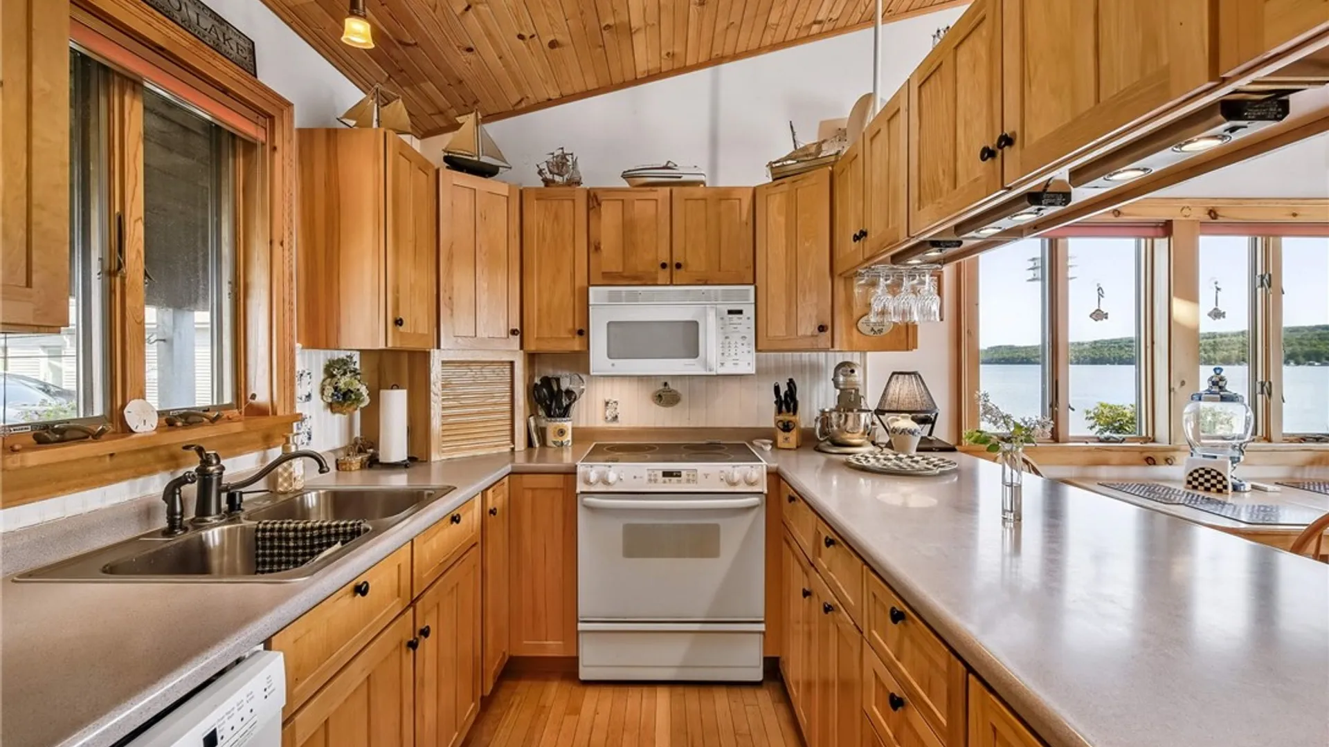 Property at 2882 Fire Lane 1, Venice, NY 13118 15