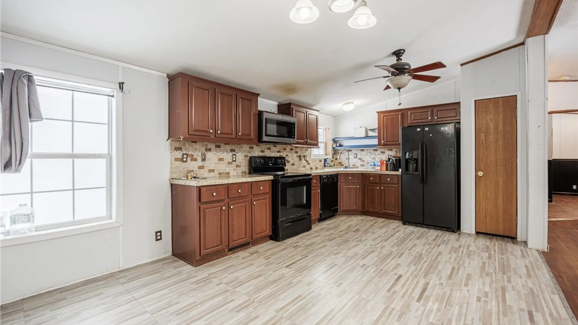 Property at 4345 Shortsville Rd, Manchester, NY 14548 11