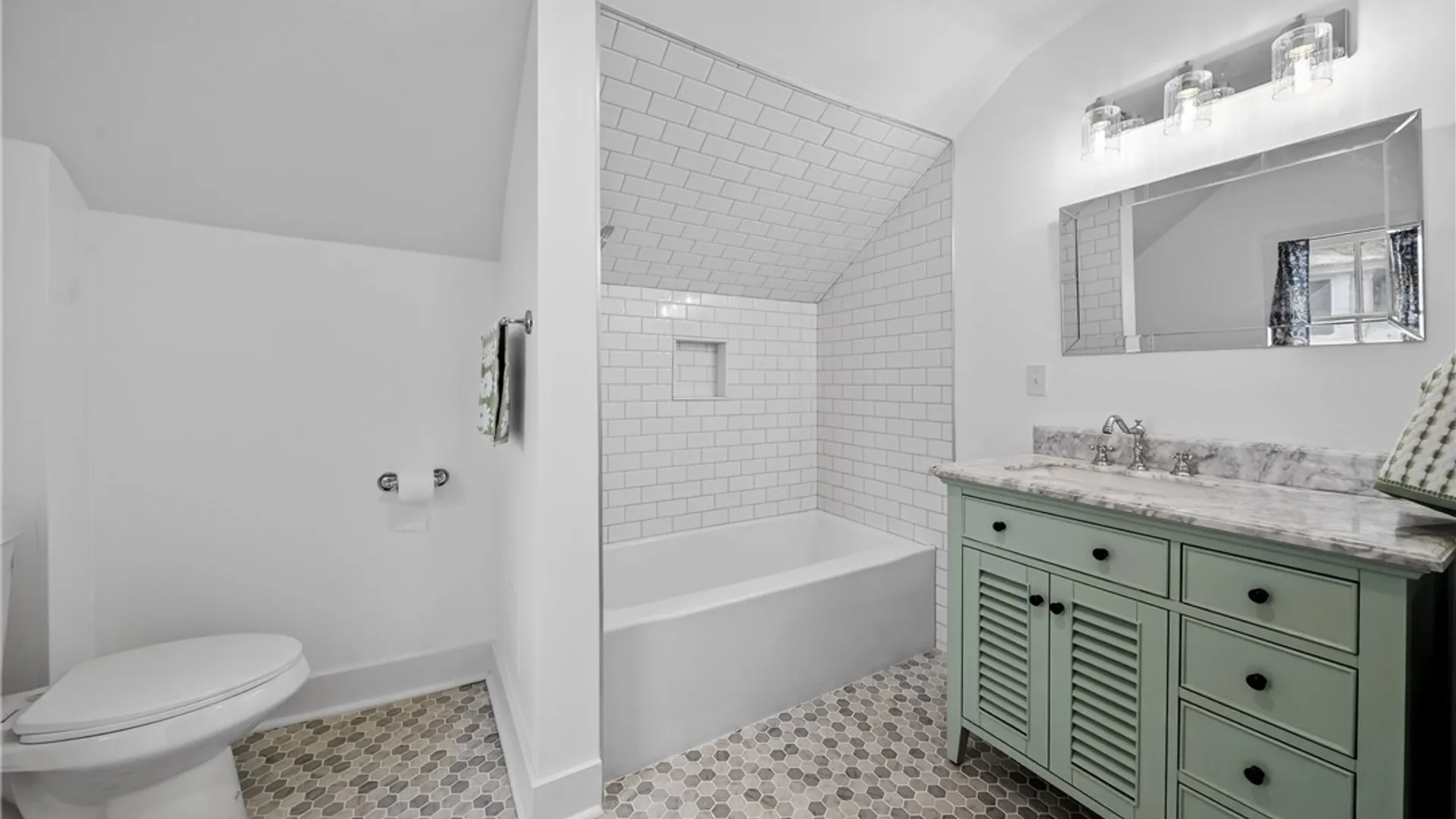 Property at 4 Union Street, Cazenovia, NY 13035 31