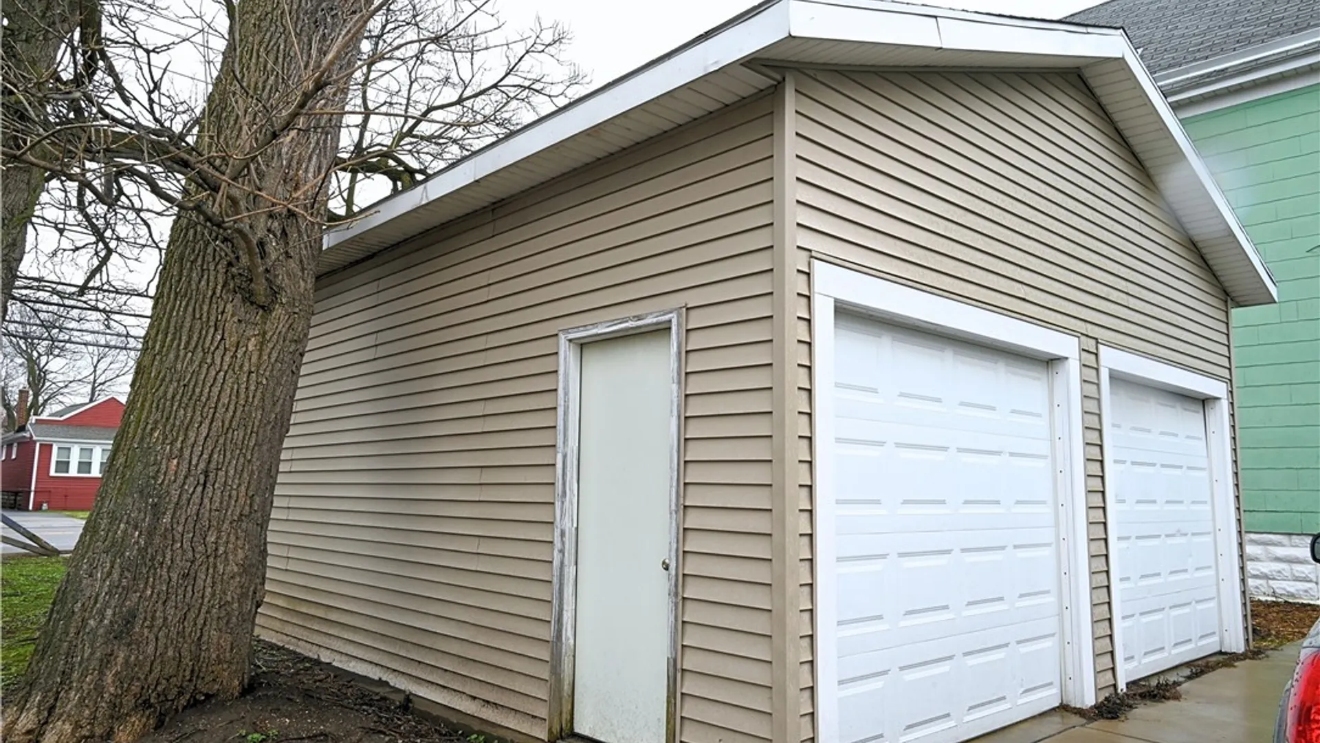 Property at 2637 Seneca Street, West Seneca, NY 14224 10