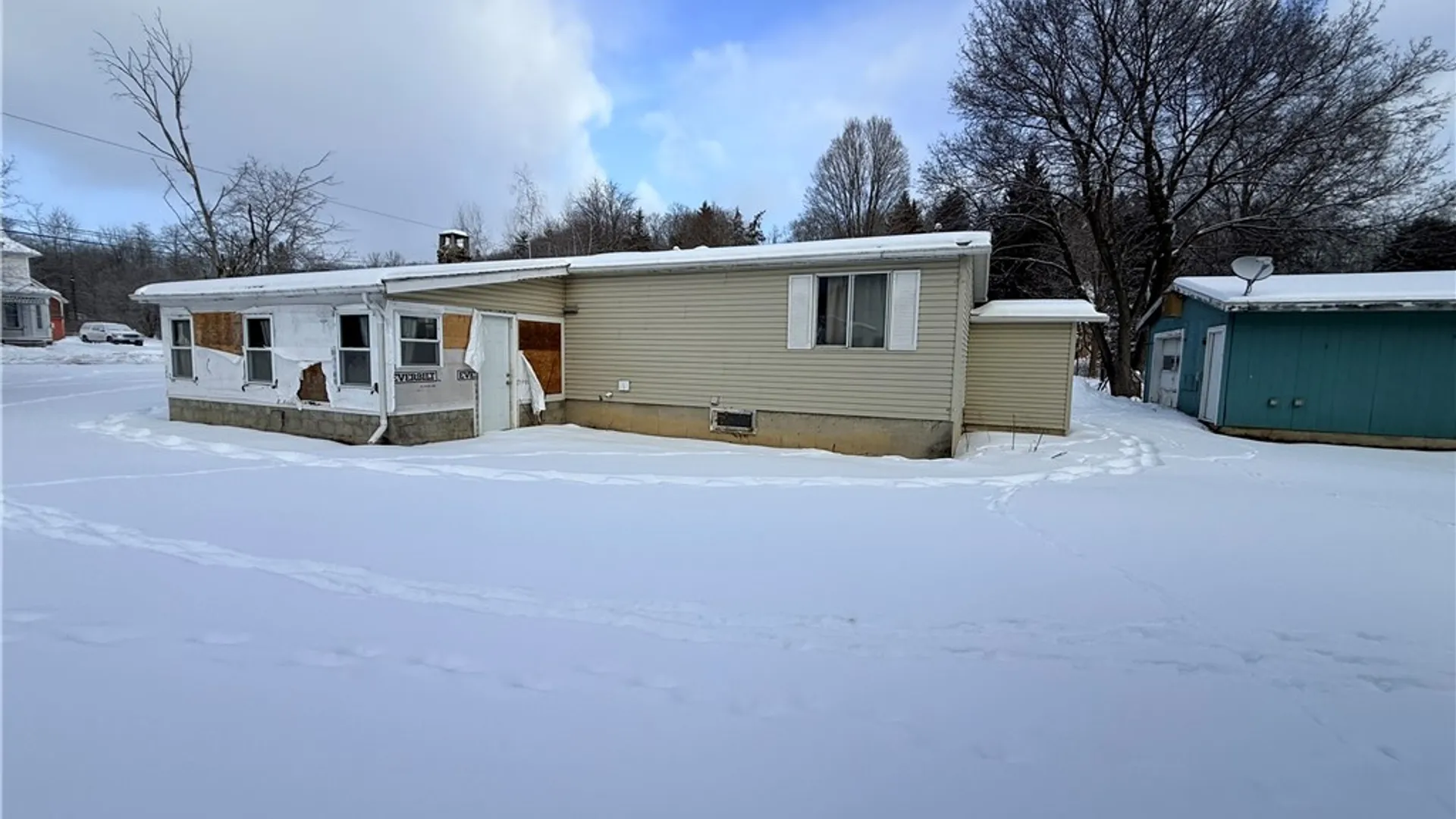 Property at 15 Weld Street, Naples, NY 14512 5