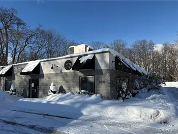 5020 Armor Duells Road, Orchard Park, NY 14127