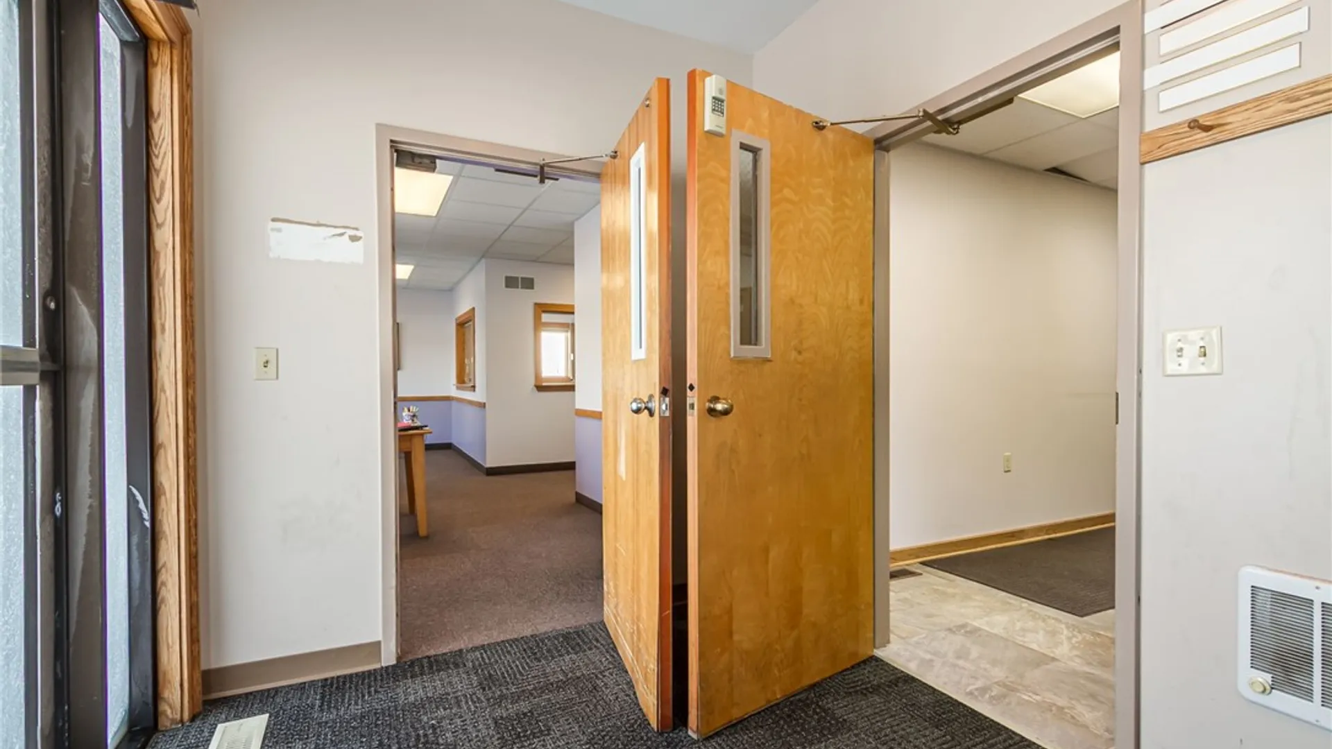 Property at 199 Parrish Street, Canandaigua City, NY 14424 9