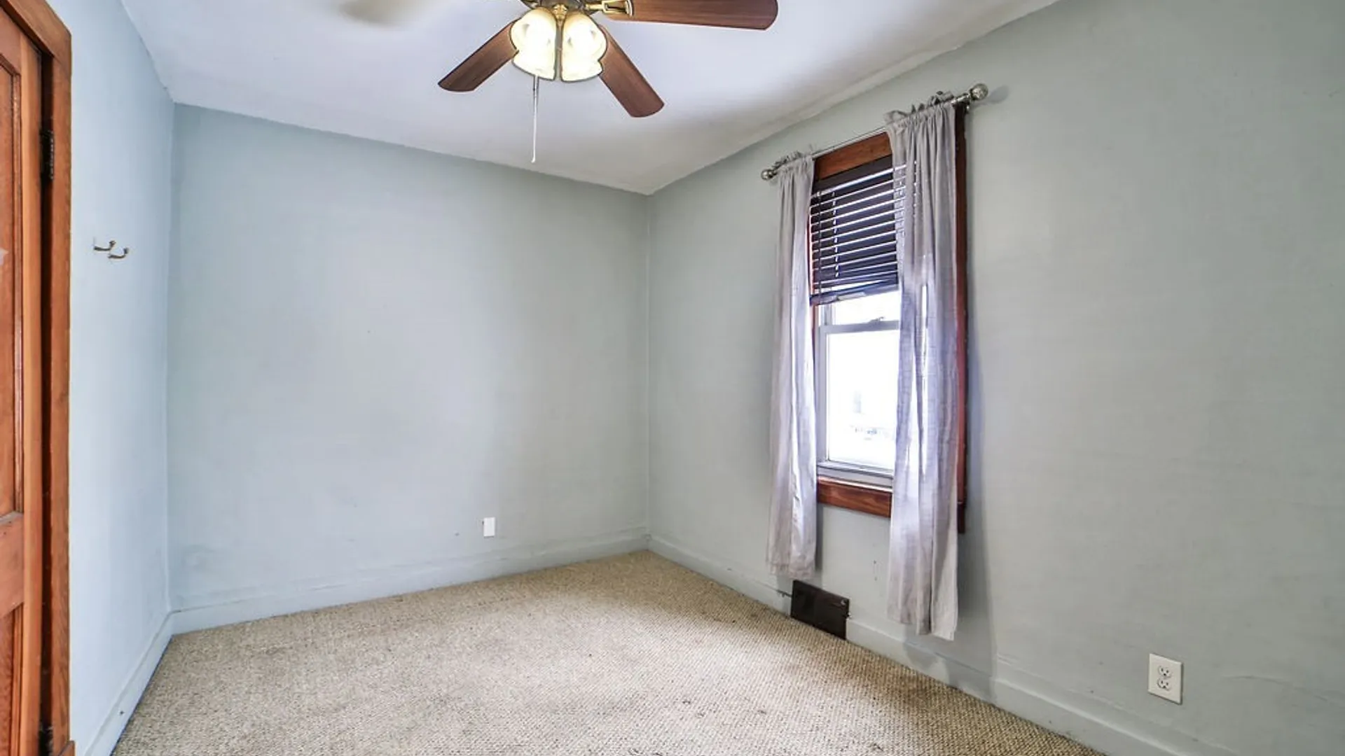 Property at 240 Lackawanna Avenue, Cheektowaga, NY 14212 26