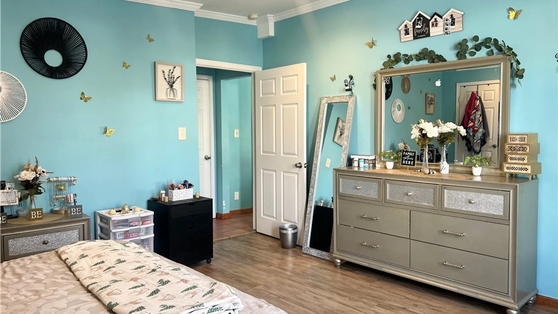 Property at 8 1/2 Noyes Street, Utica, NY 13502 11