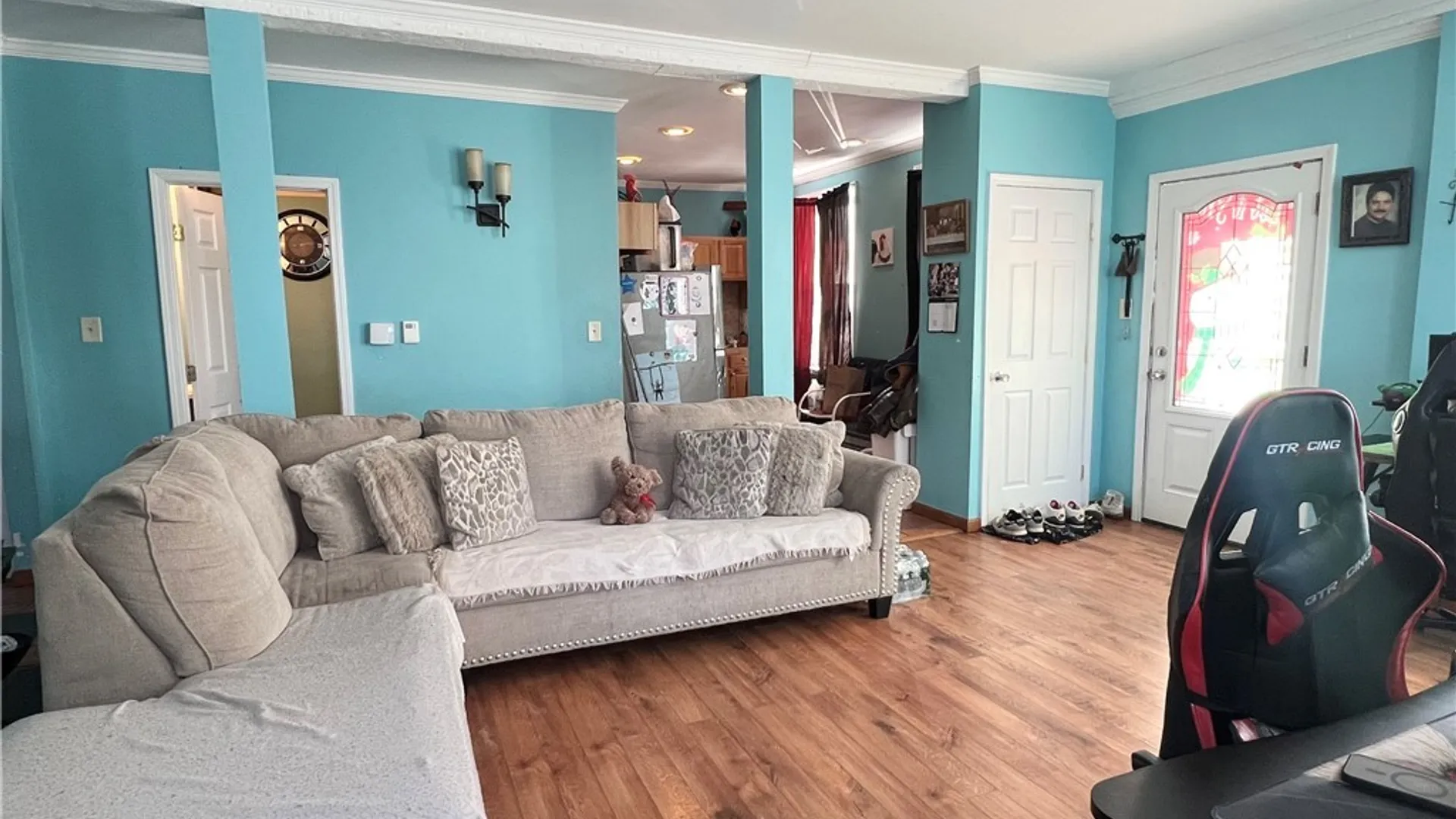 Property at 8 1/2 Noyes Street, Utica, NY 13502 3