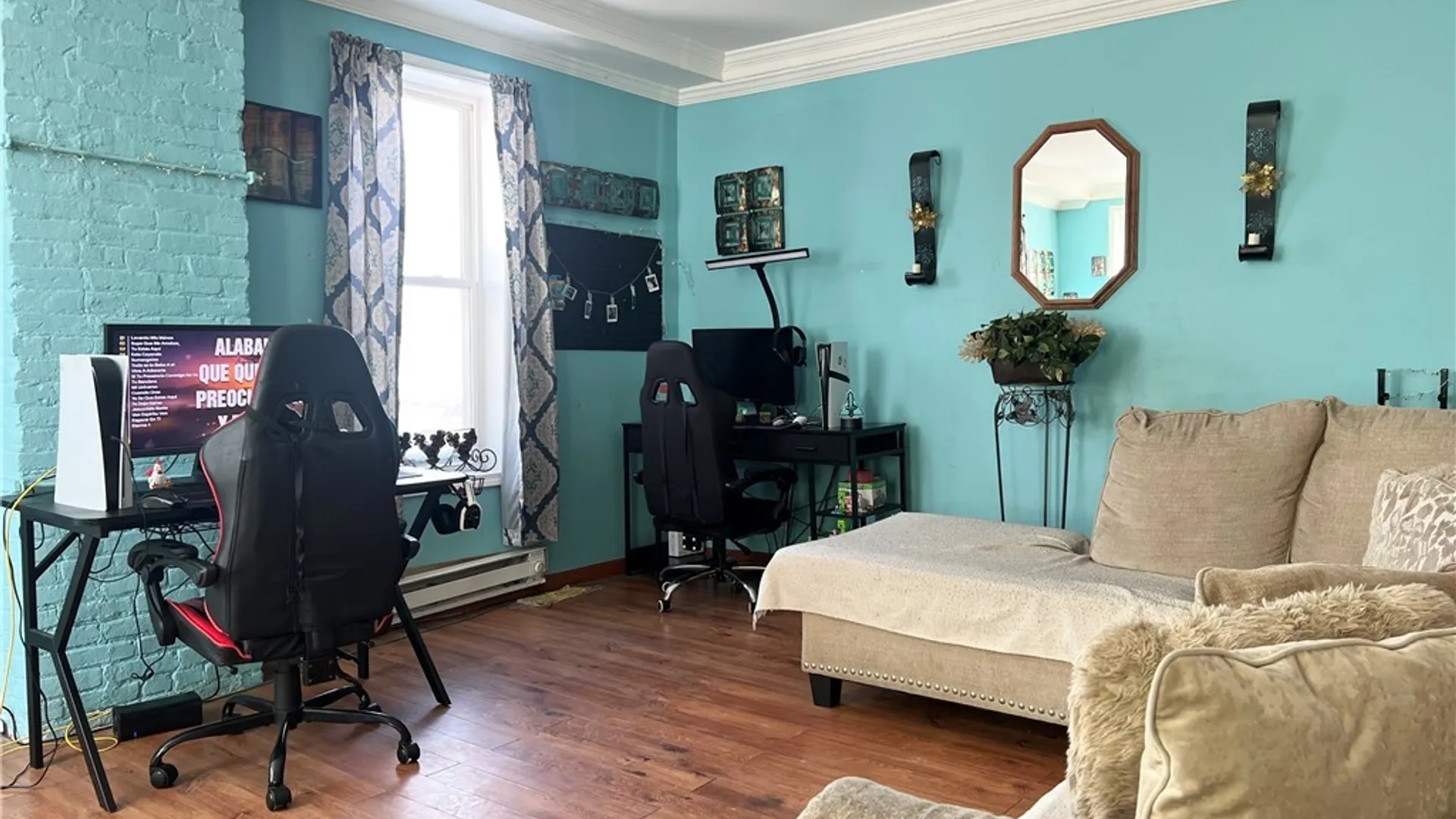 Property at 8 1/2 Noyes Street, Utica, NY 13502 4