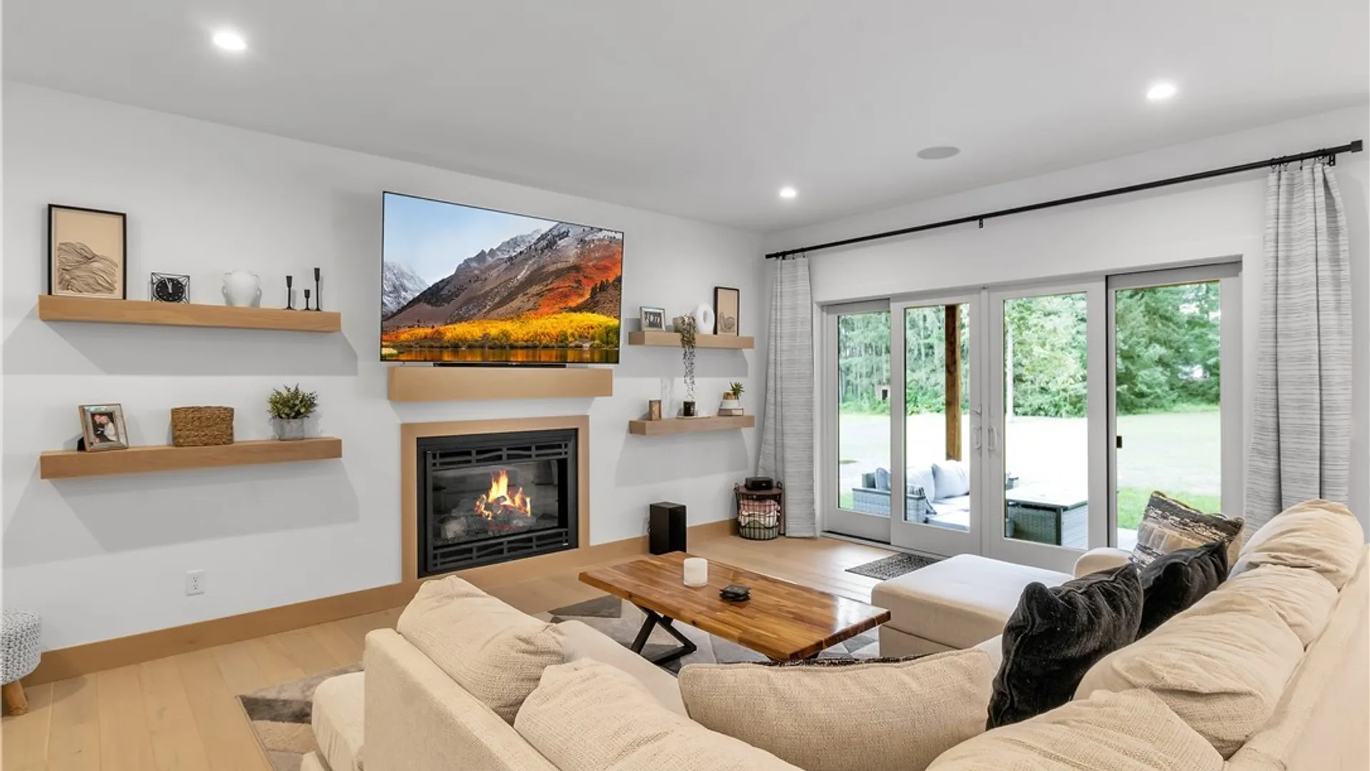 Property at 809 Casey Road, Amherst, NY 14051 12