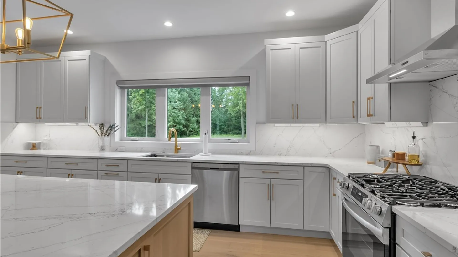 Property at 809 Casey Road, Amherst, NY 14051 22