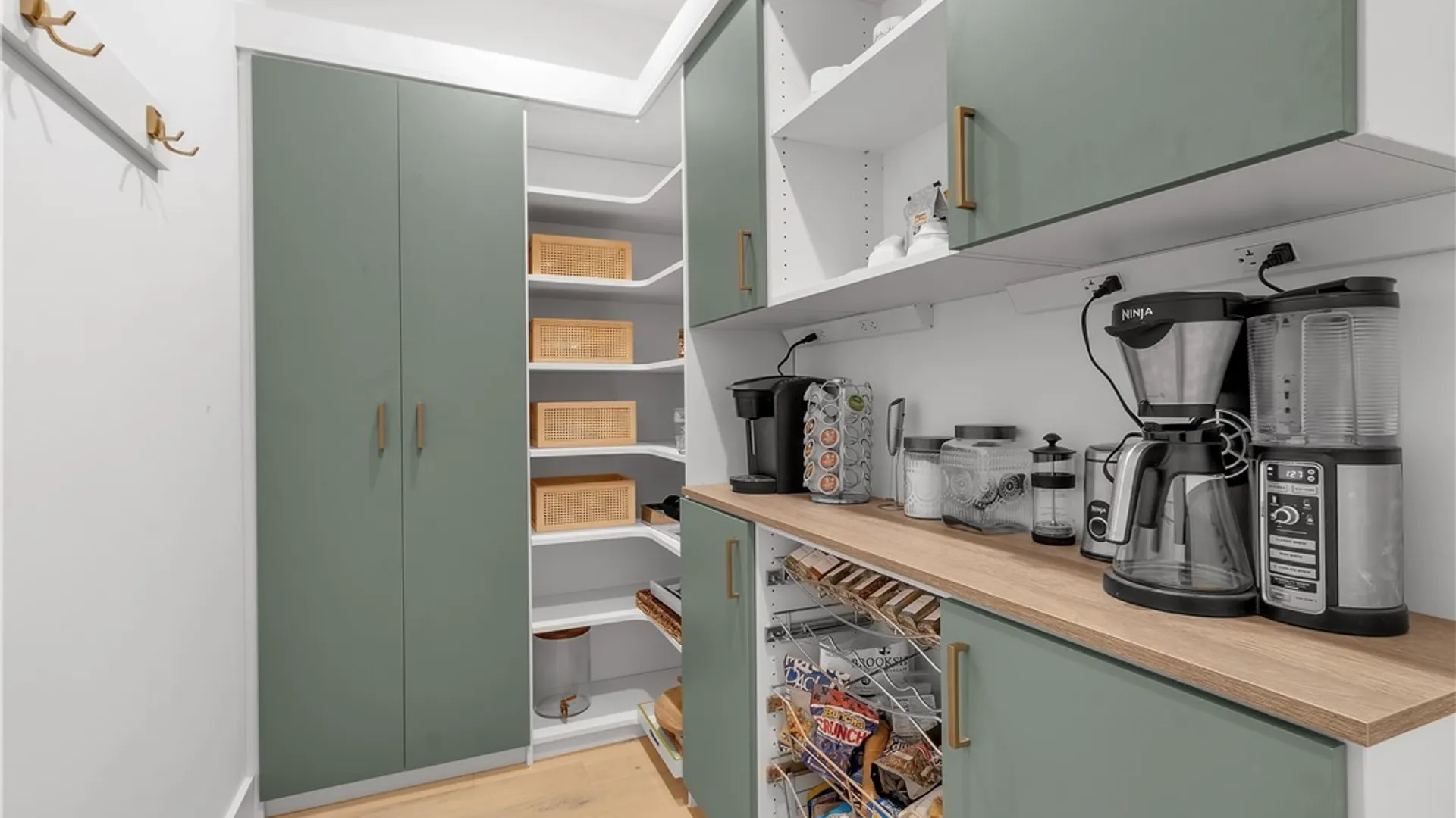 Property at 809 Casey Road, Amherst, NY 14051 41