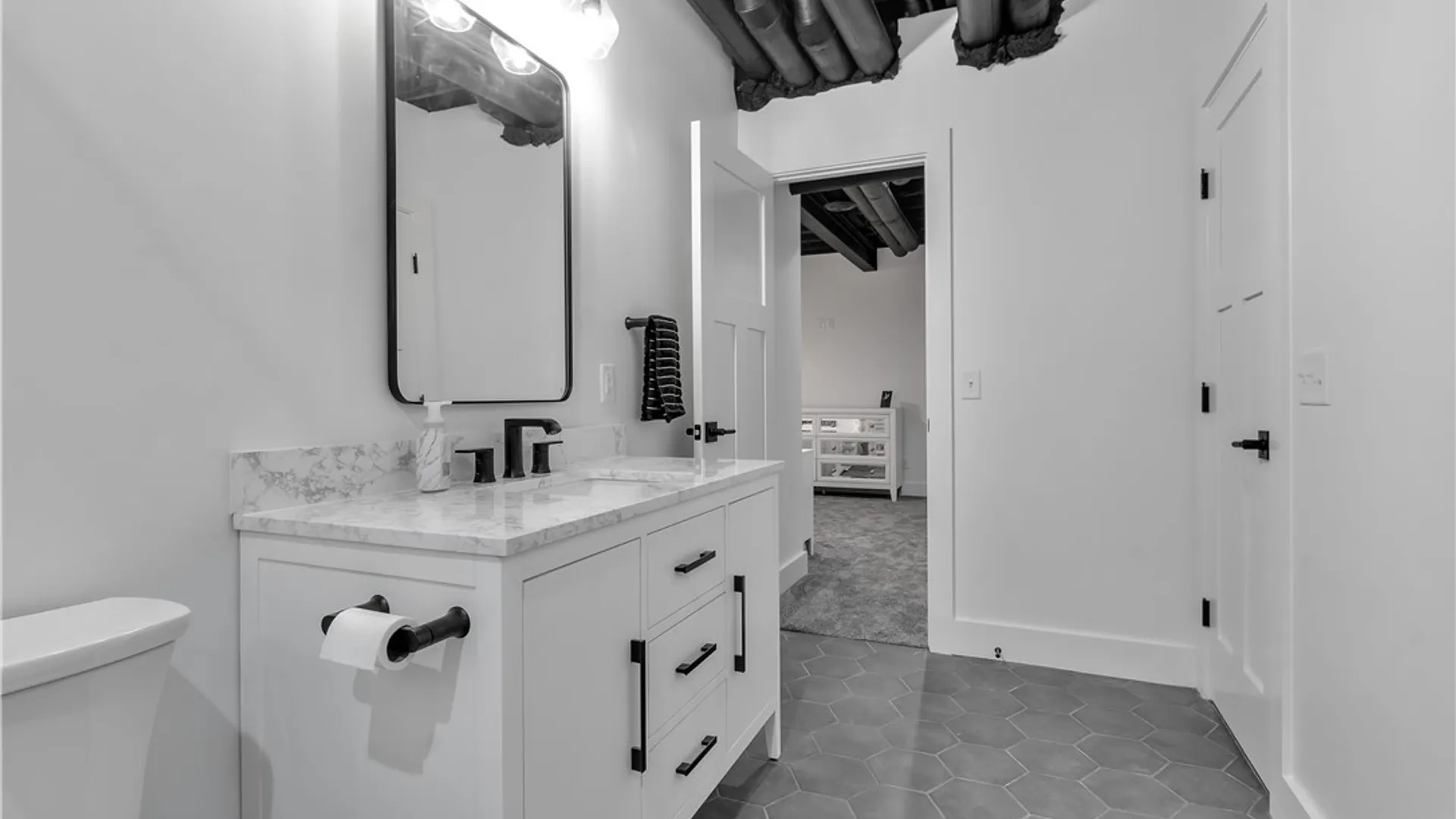 Property at 809 Casey Road, Amherst, NY 14051 46