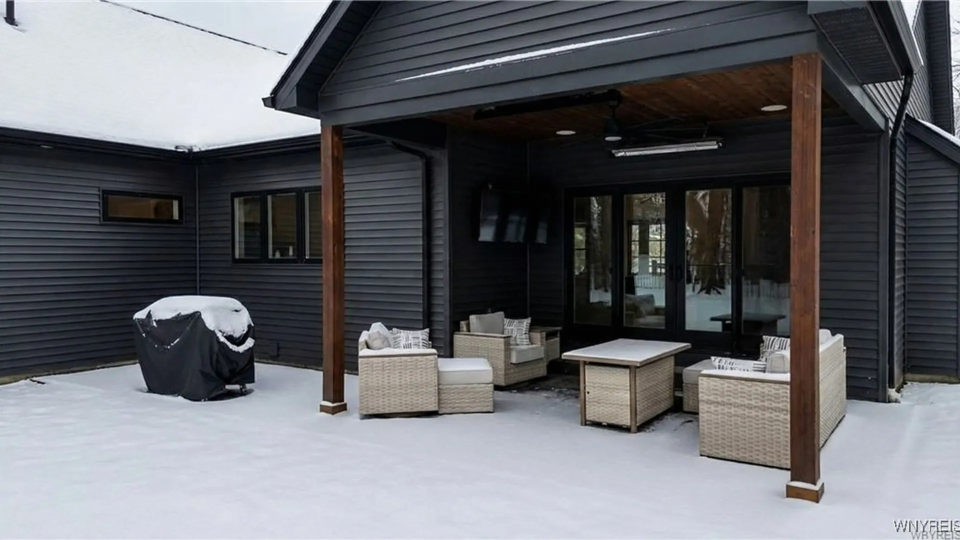 Property at 809 Casey Road, Amherst, NY 14051 6