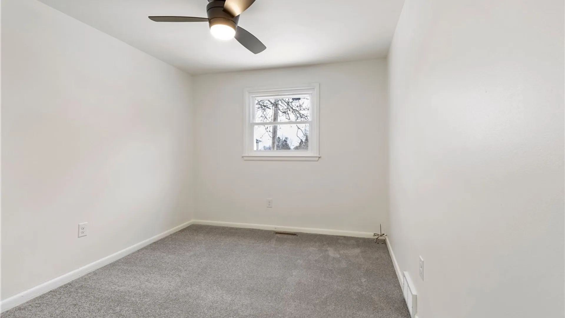 Property at 25 Mcpherson Street, New Hartford, NY 13417 14