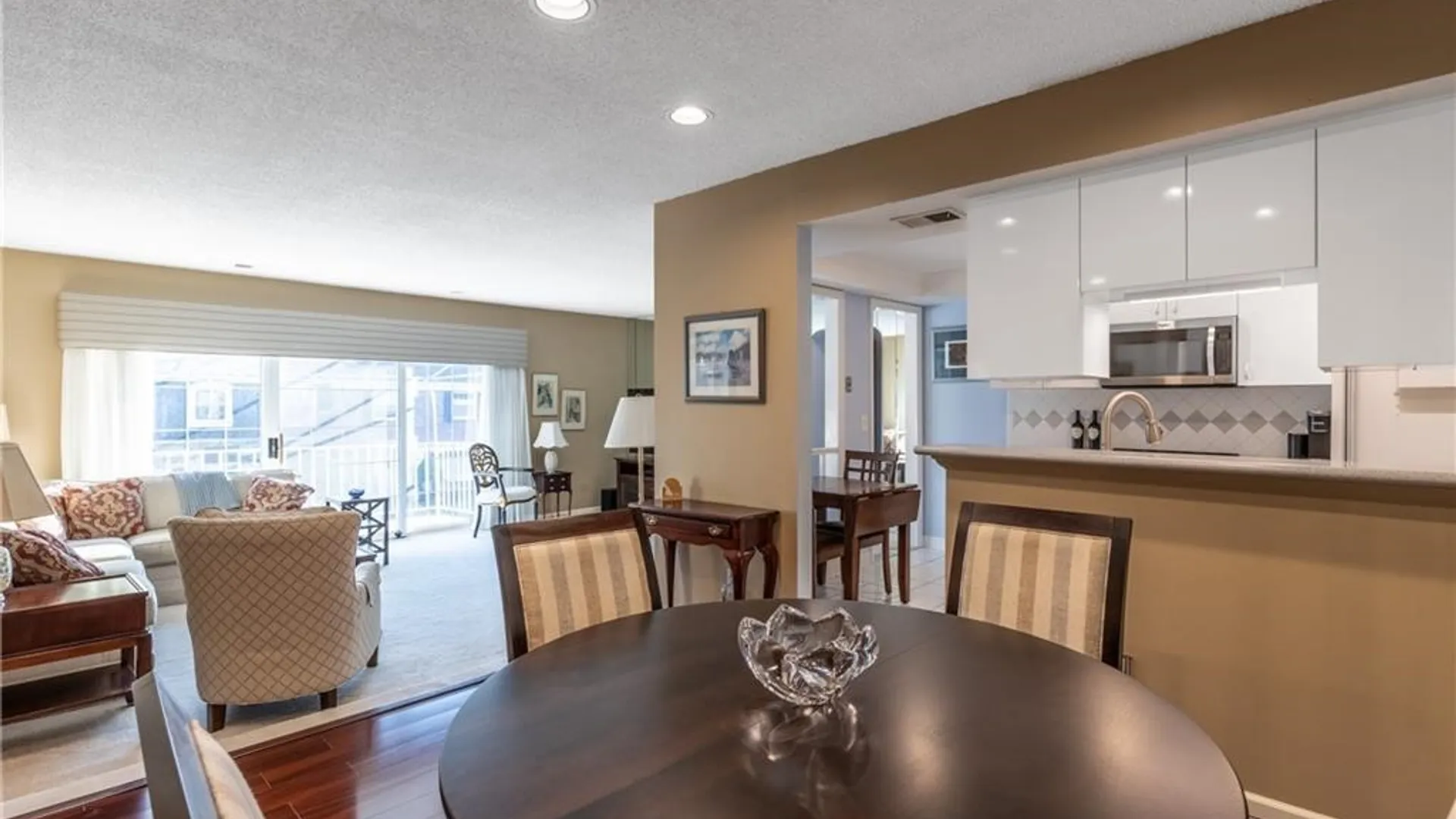 Property at 27 Hickory Hill Rd, Amherst, NY 14221 13