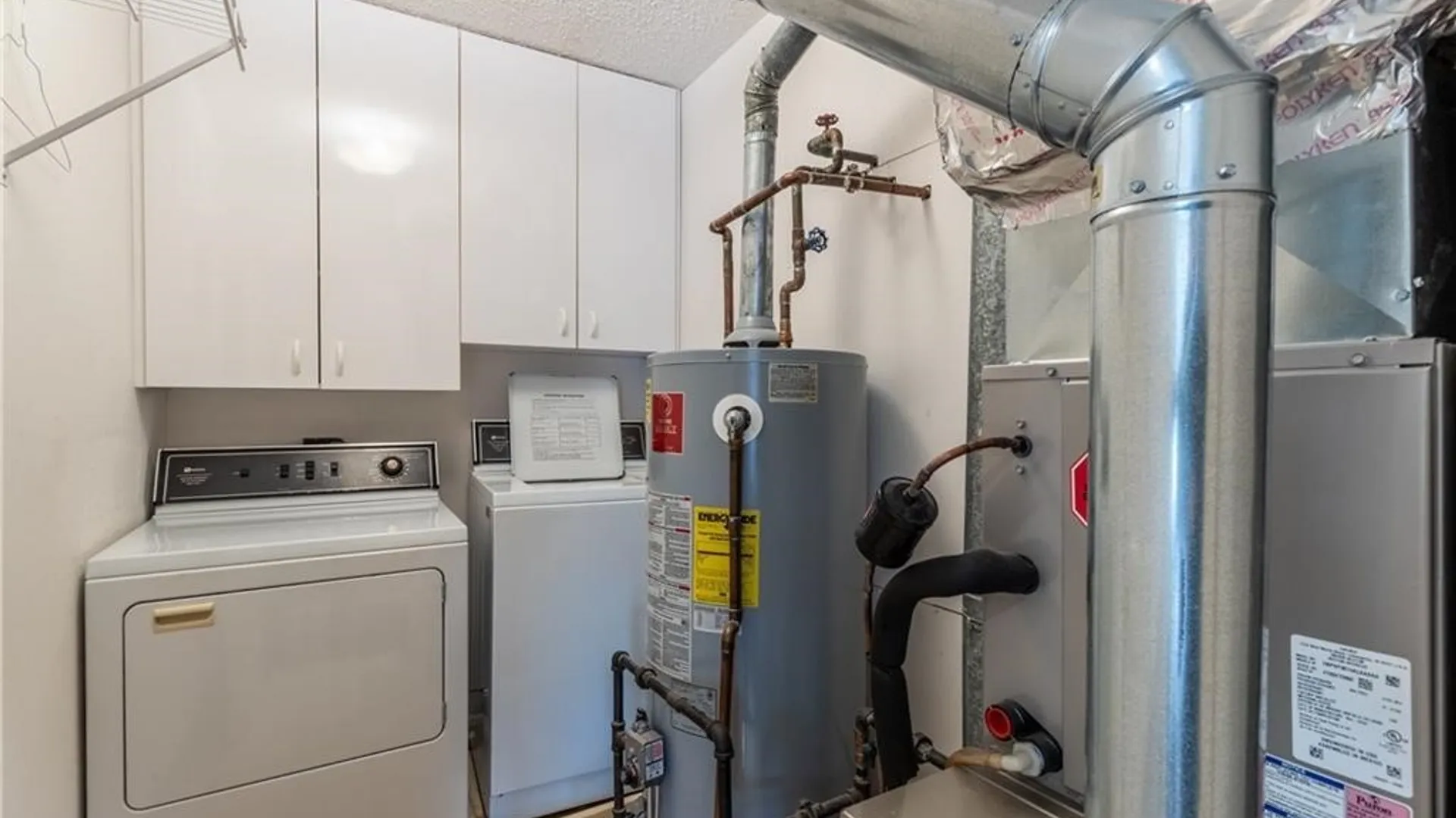 Property at 27 Hickory Hill Rd, Amherst, NY 14221 20