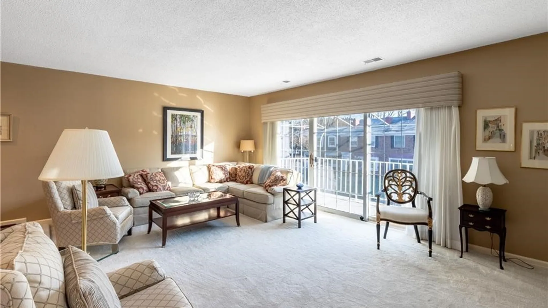 Property at 27 Hickory Hill Rd, Amherst, NY 14221 7