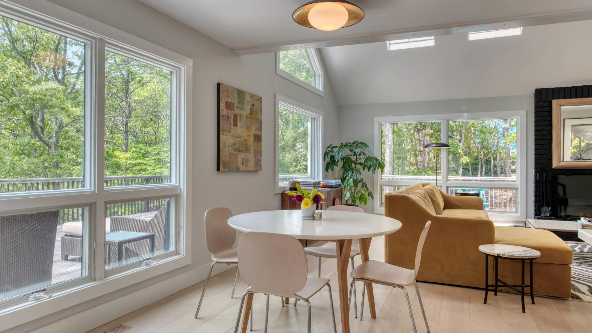 Property at 12 DEEP VIEW CT, East Hampton, NY 11937 7
