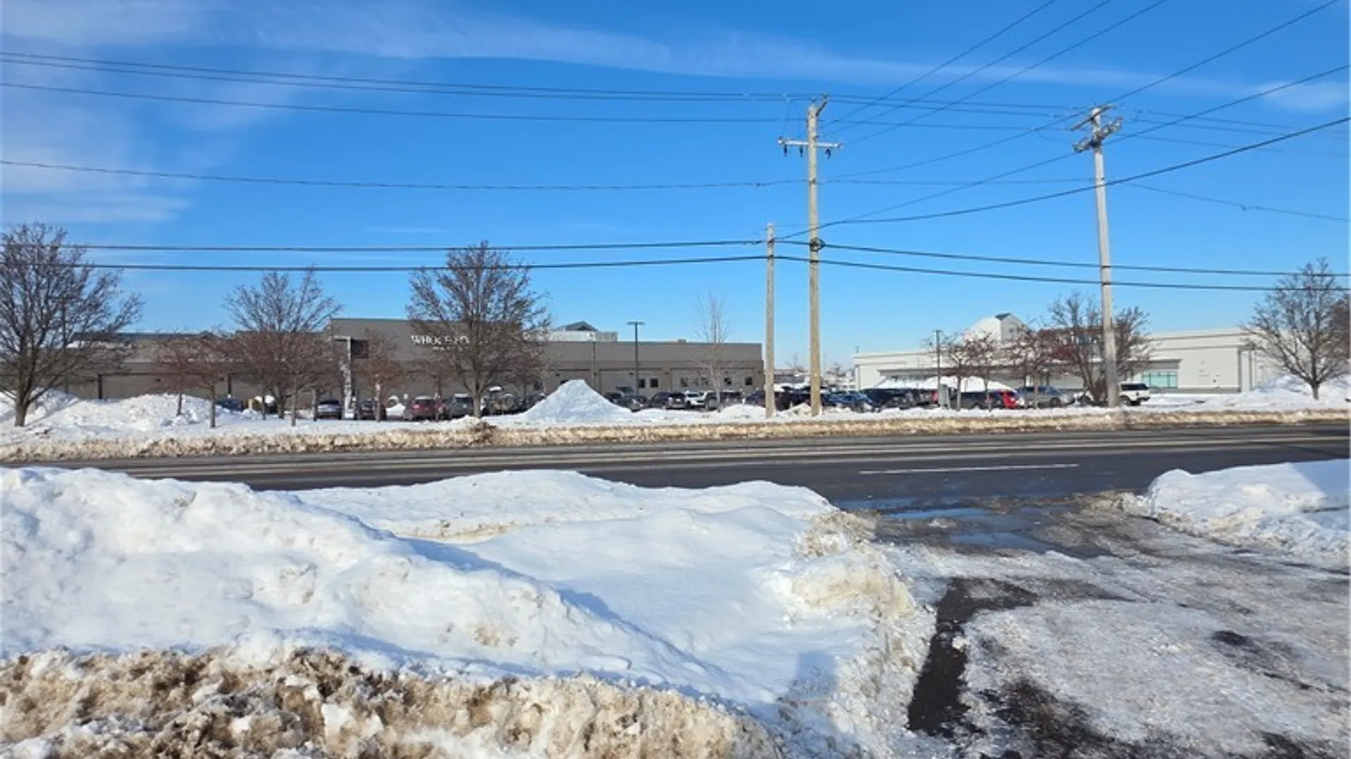 Property at 2010 Eggert Road, Amherst, NY 14226 16