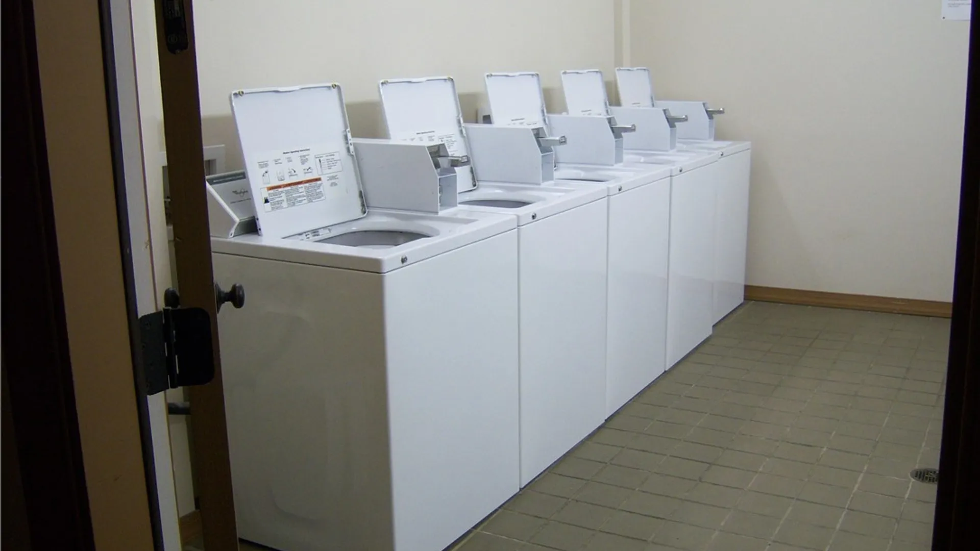 Property at 617 Hiawatha Boulevard, Syracuse, NY 13208 7