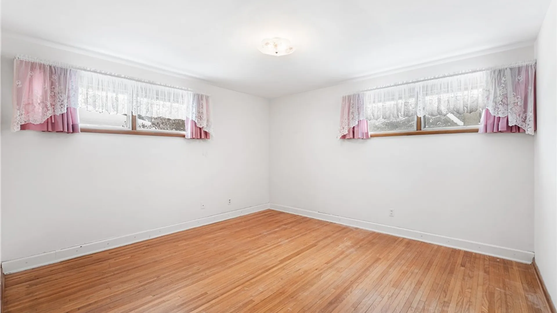 Property at 250 2nd Street, Lewiston, NY 14092 15