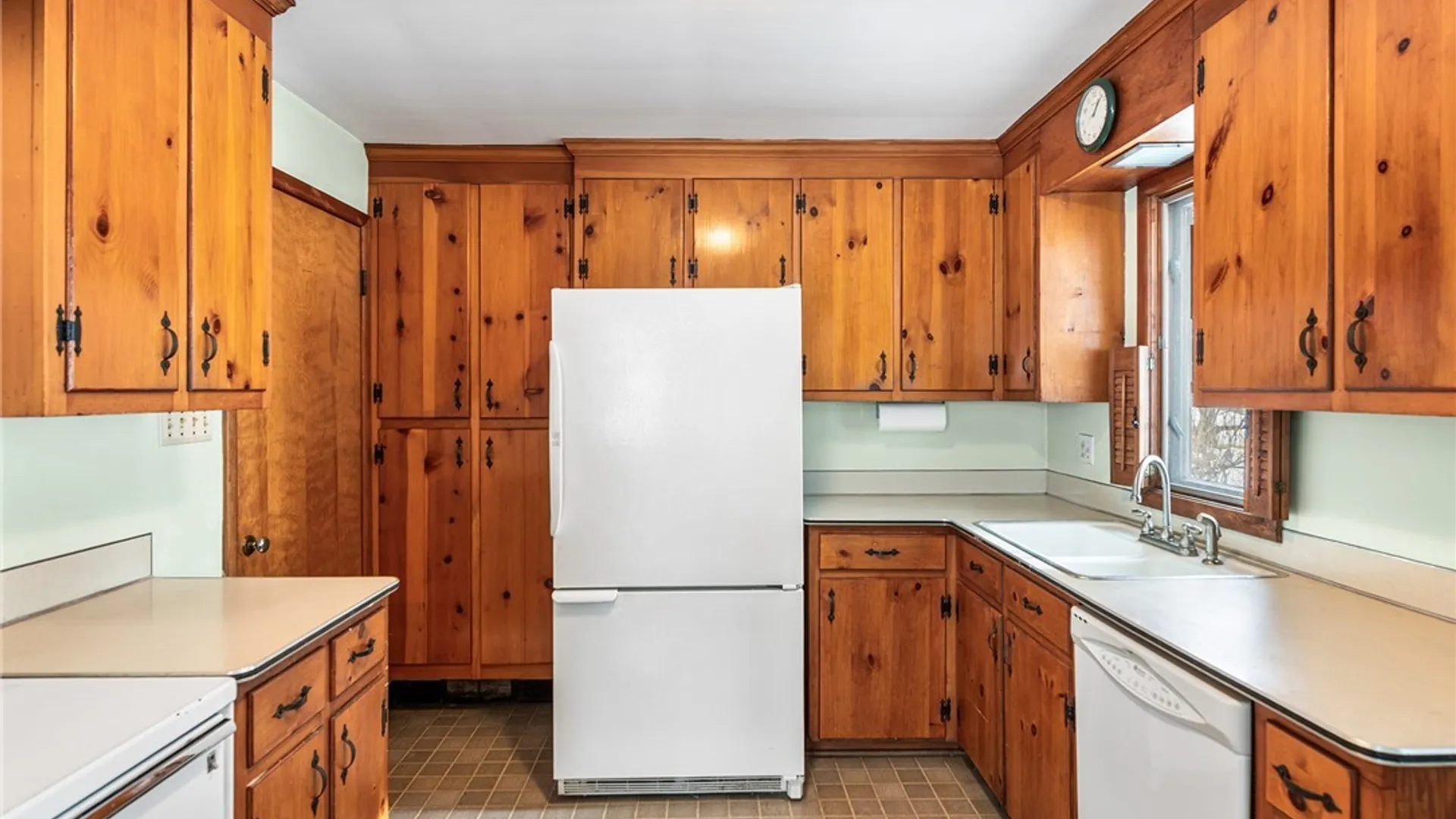 Property at 250 2nd Street, Lewiston, NY 14092 7