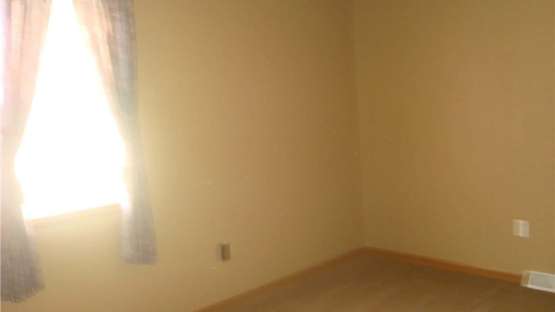 Property at 51 Federal Avenue, Cheektowaga, NY 14225 15