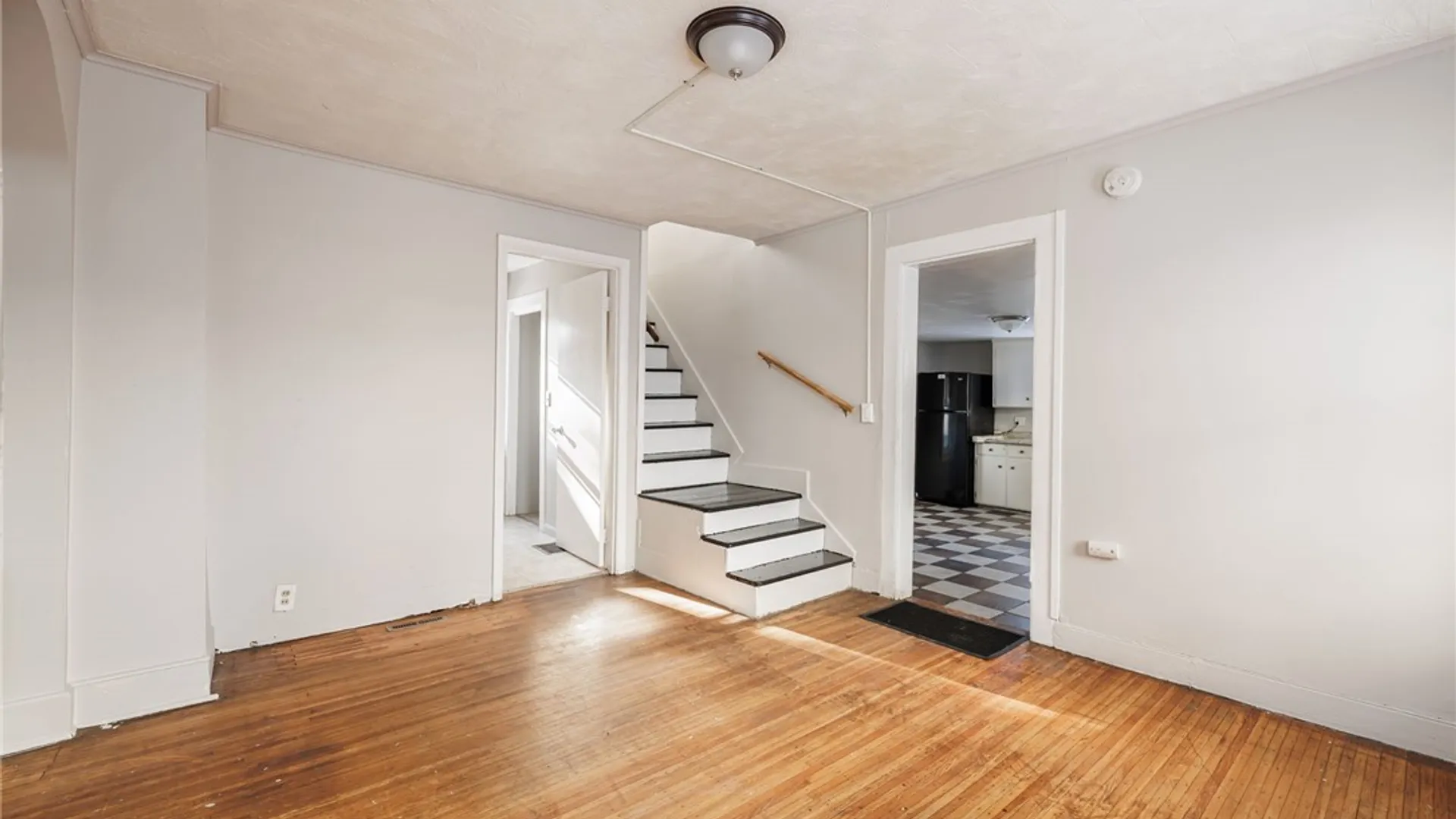 Property at 90 Cottage Street, Rochester, NY 14608 10