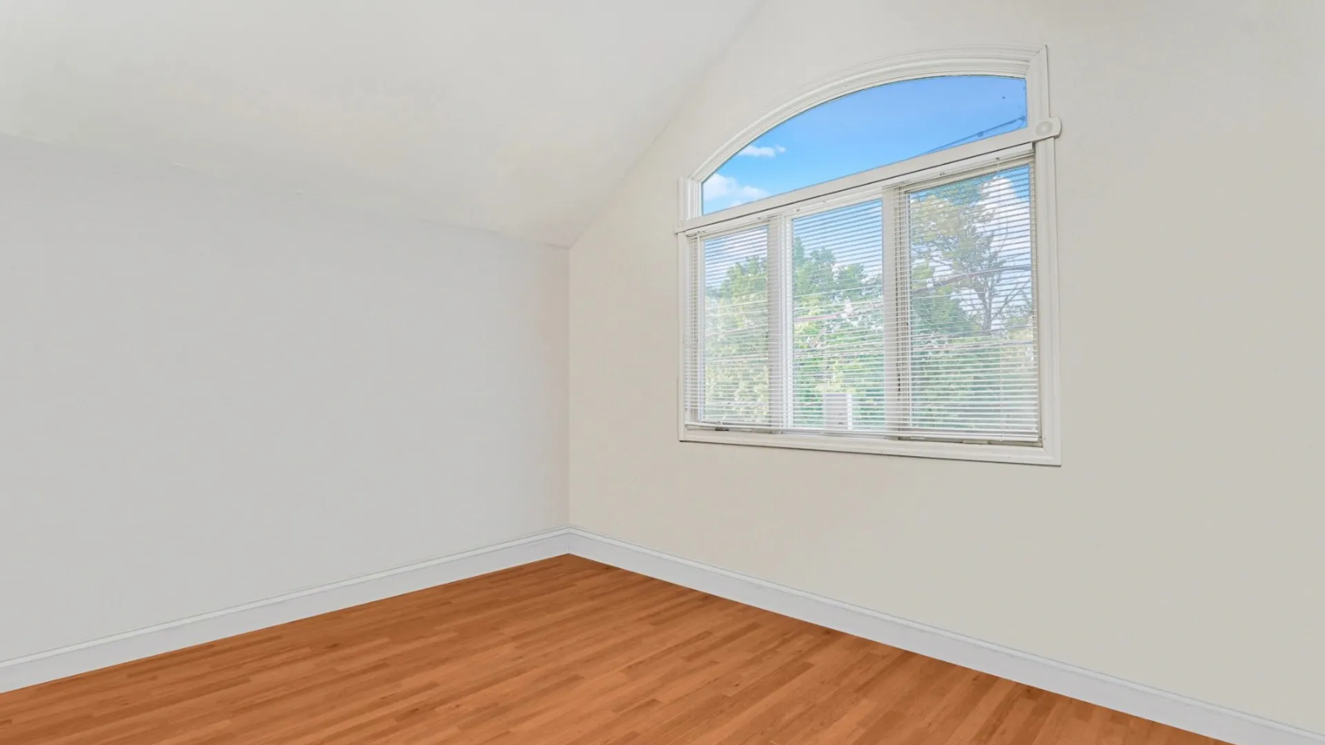 Property at 508 New Dorp lane, staten island, NY 10306 15