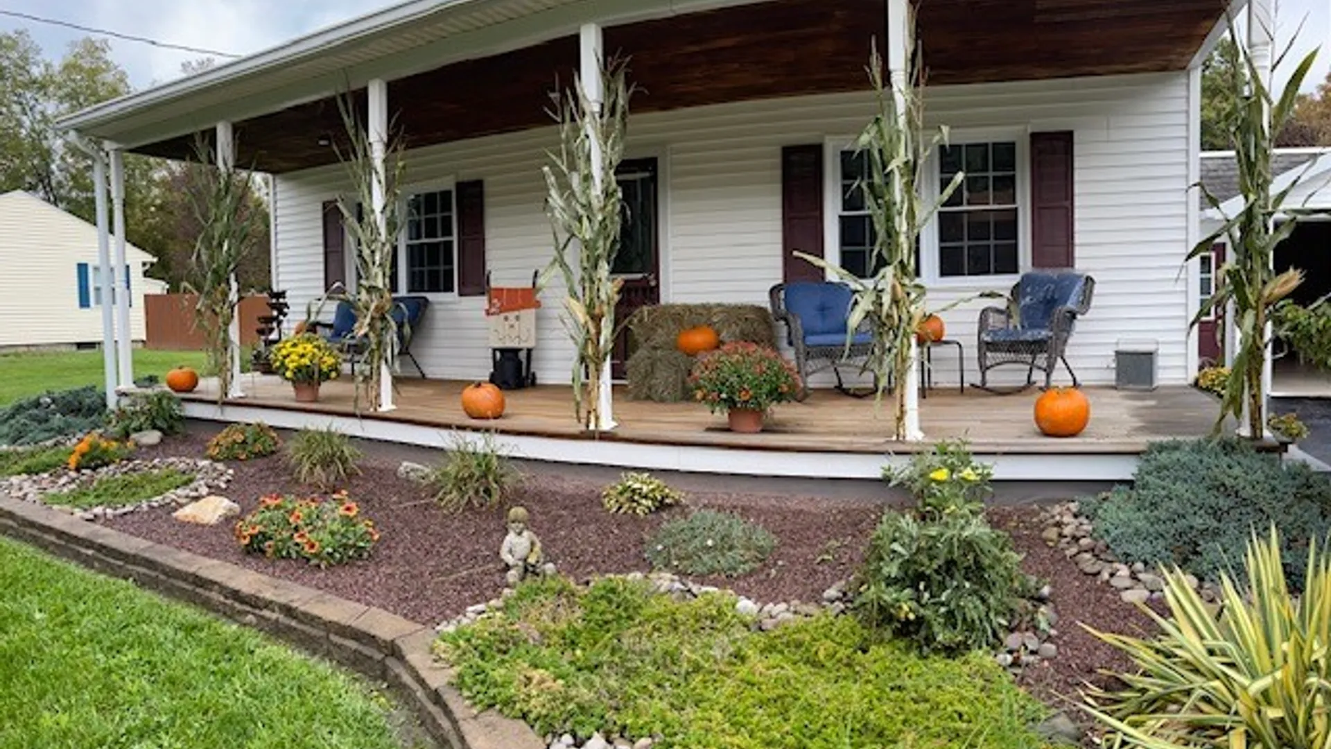 Property at 5 Vernon Place, Big Flats, NY 14871 2