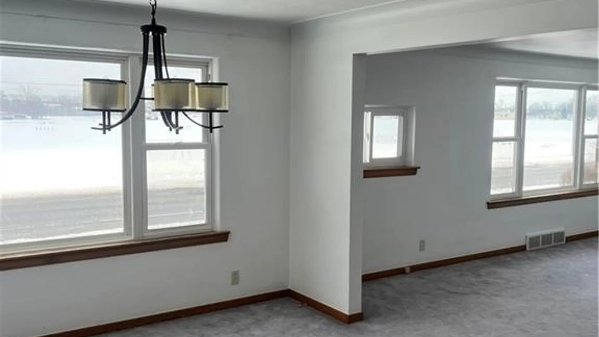 Property at 49 Youngs Road, Amherst, NY 14221 12