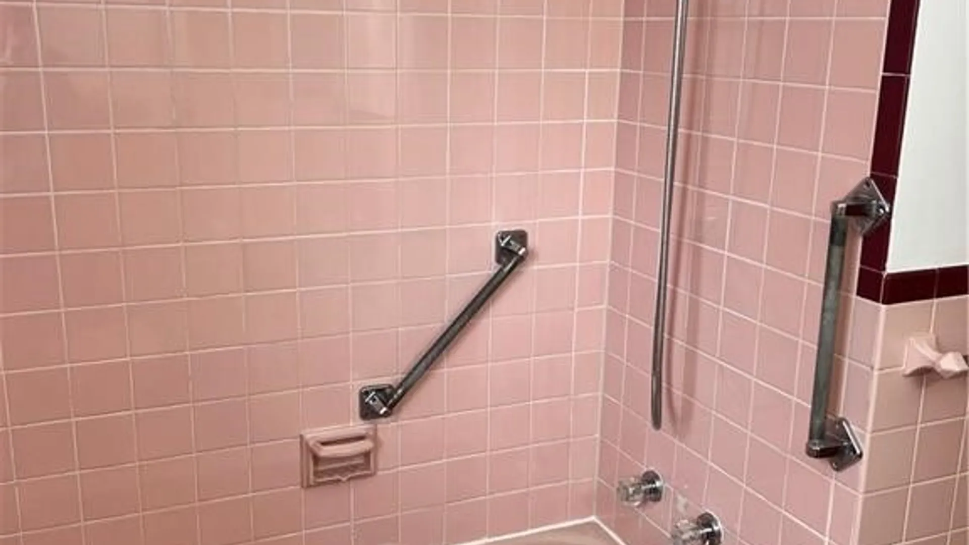 Property at 49 Youngs Road, Amherst, NY 14221 24