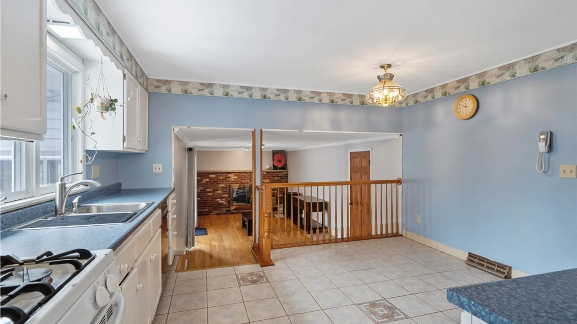 Property at 4250 Forestbrook Drive, Clay, NY 13090 10