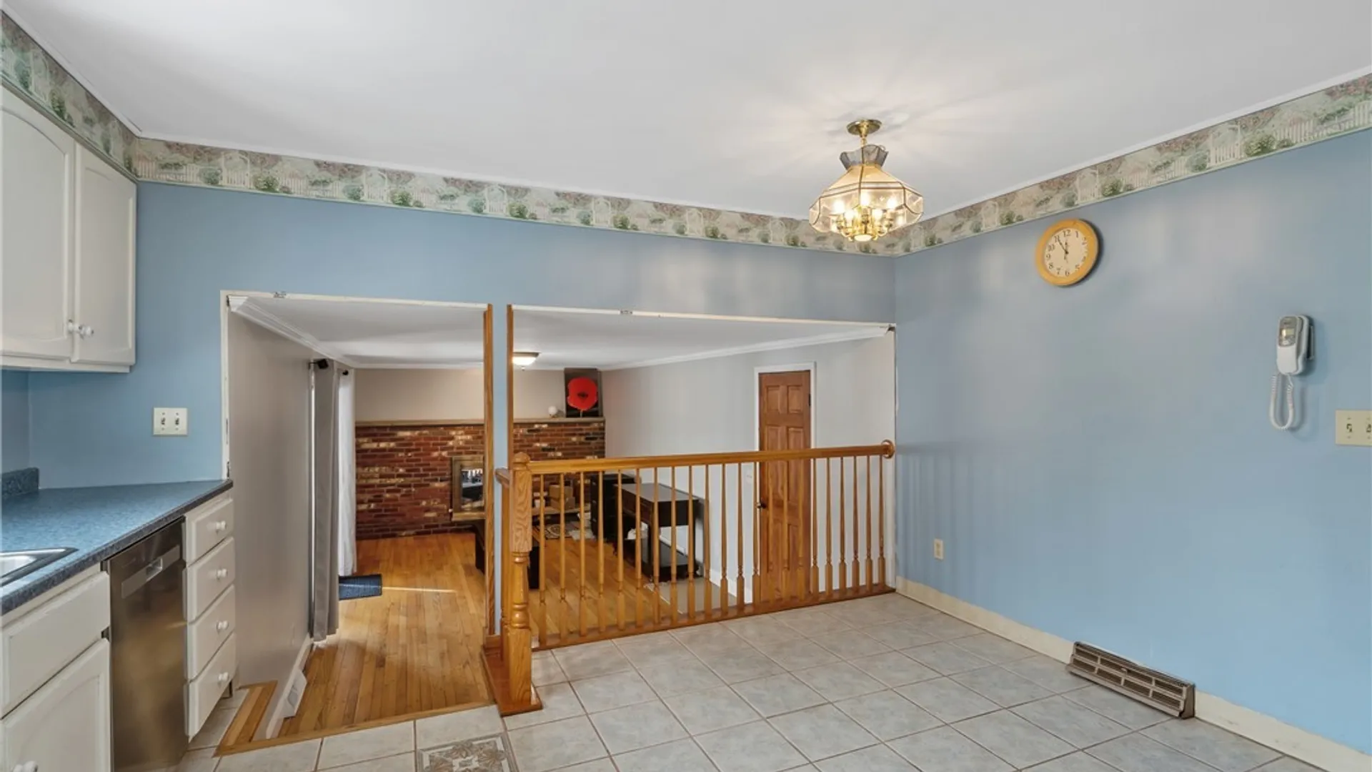 Property at 4250 Forestbrook Drive, Clay, NY 13090 15