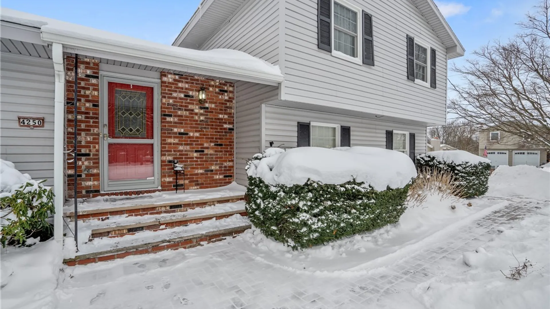 Property at 4250 Forestbrook Drive, Clay, NY 13090 3