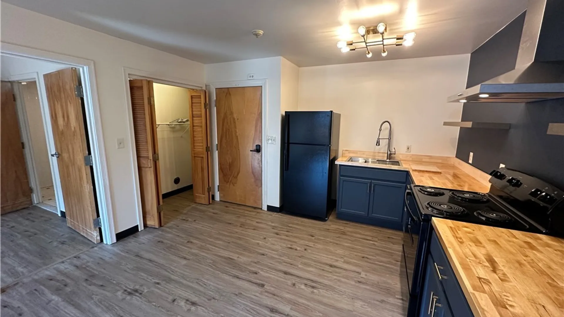 Property at 1416 Main Street, Buffalo, NY 14209 17