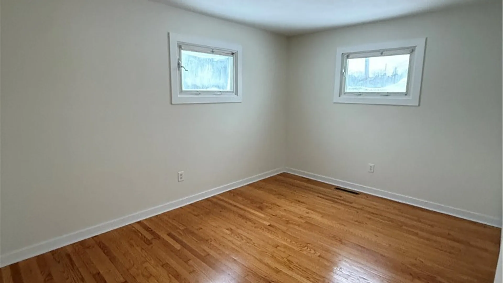 Property at 133 Mary Street, Auburn, NY 13021 11