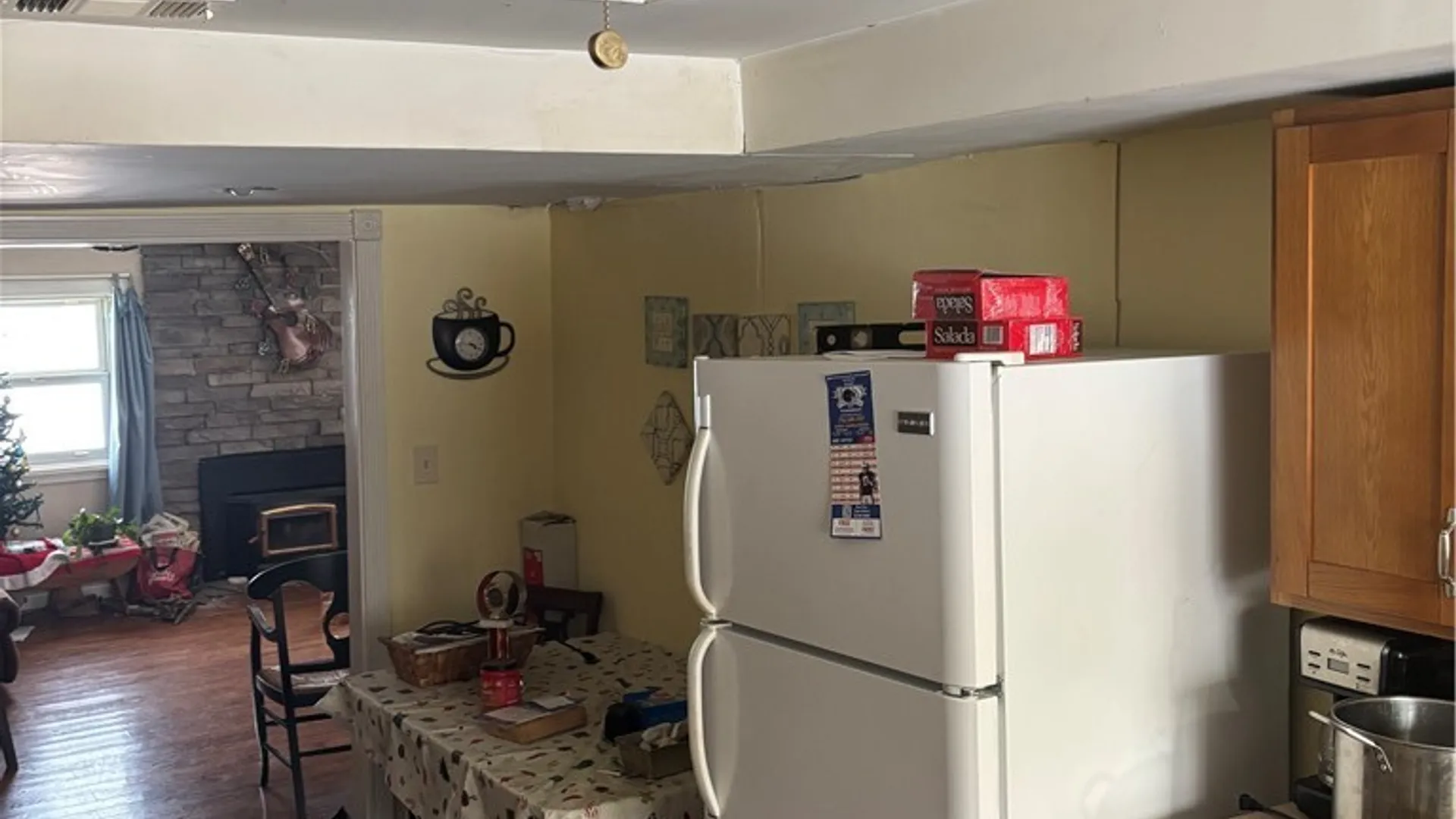 Property at 481 Poplar Avenue, Evans, NY 14006 3