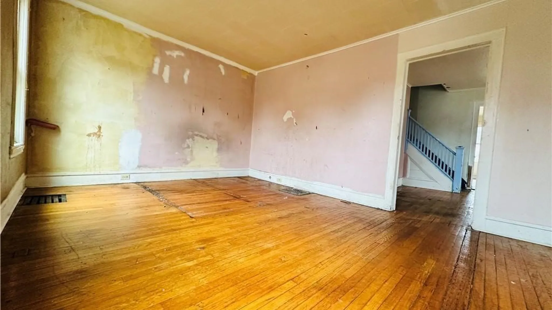 Property at 720 Walnut Street, Elmira City, NY 14901 14
