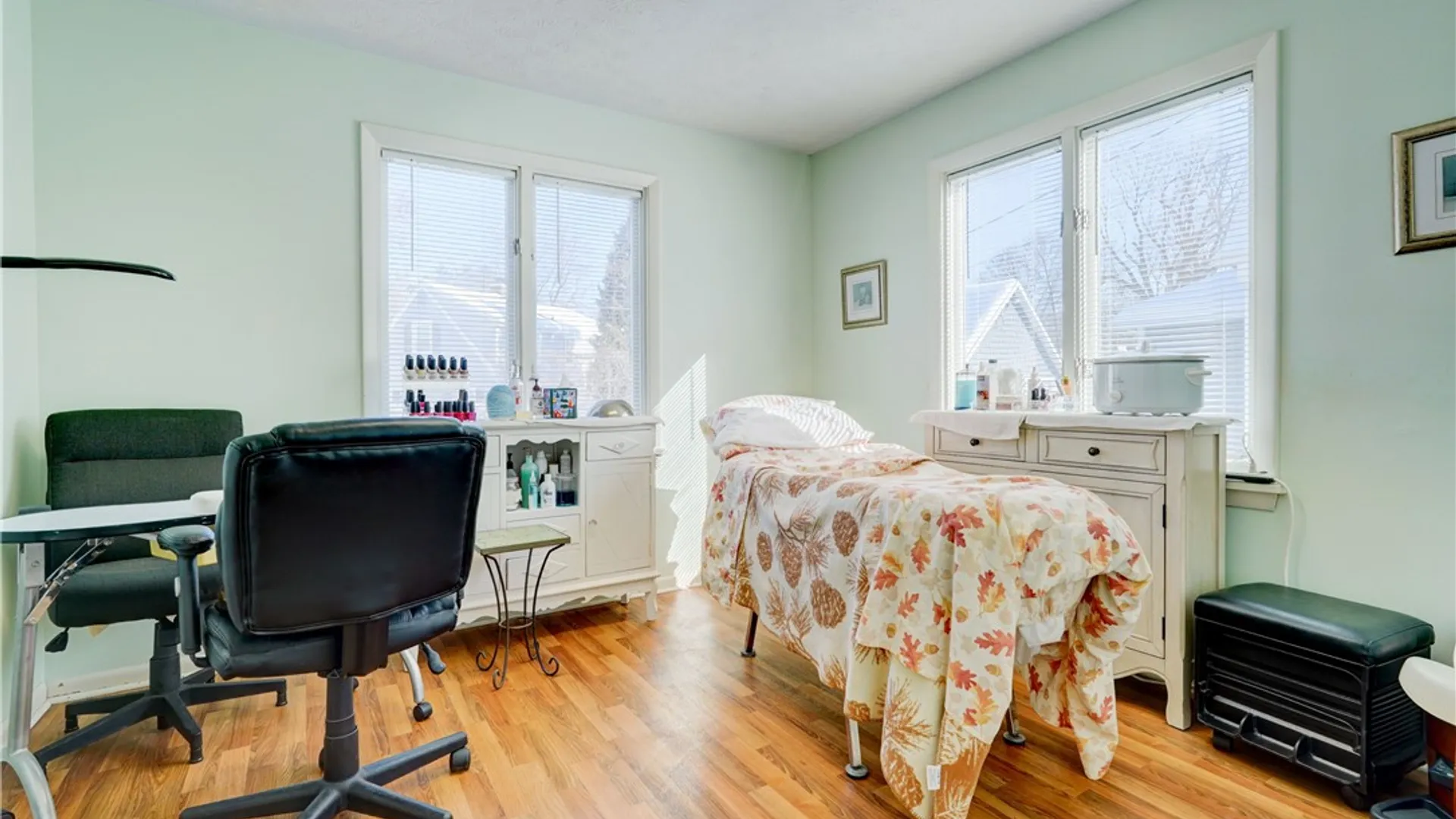 Property at 2362 Monroe Avenue, Brighton, NY 14618 10