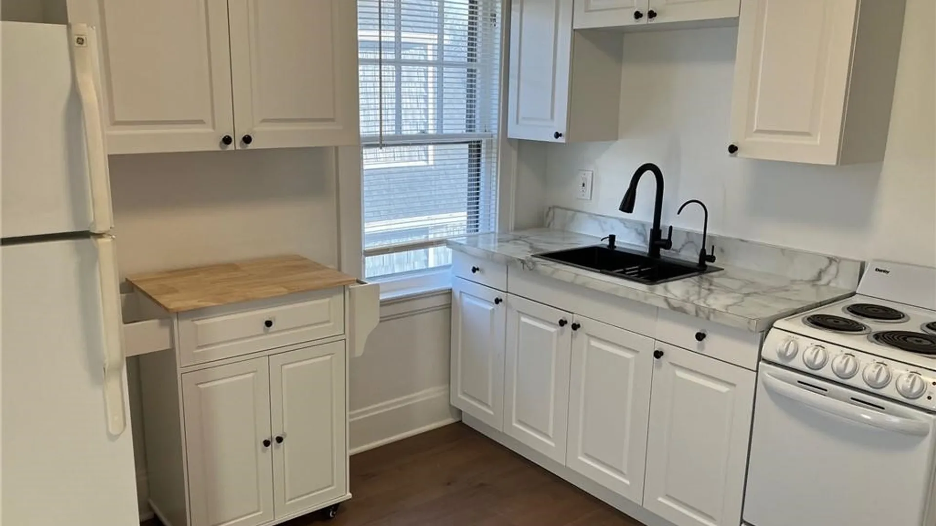 Property at 2362 Monroe Avenue, Brighton, NY 14618 16