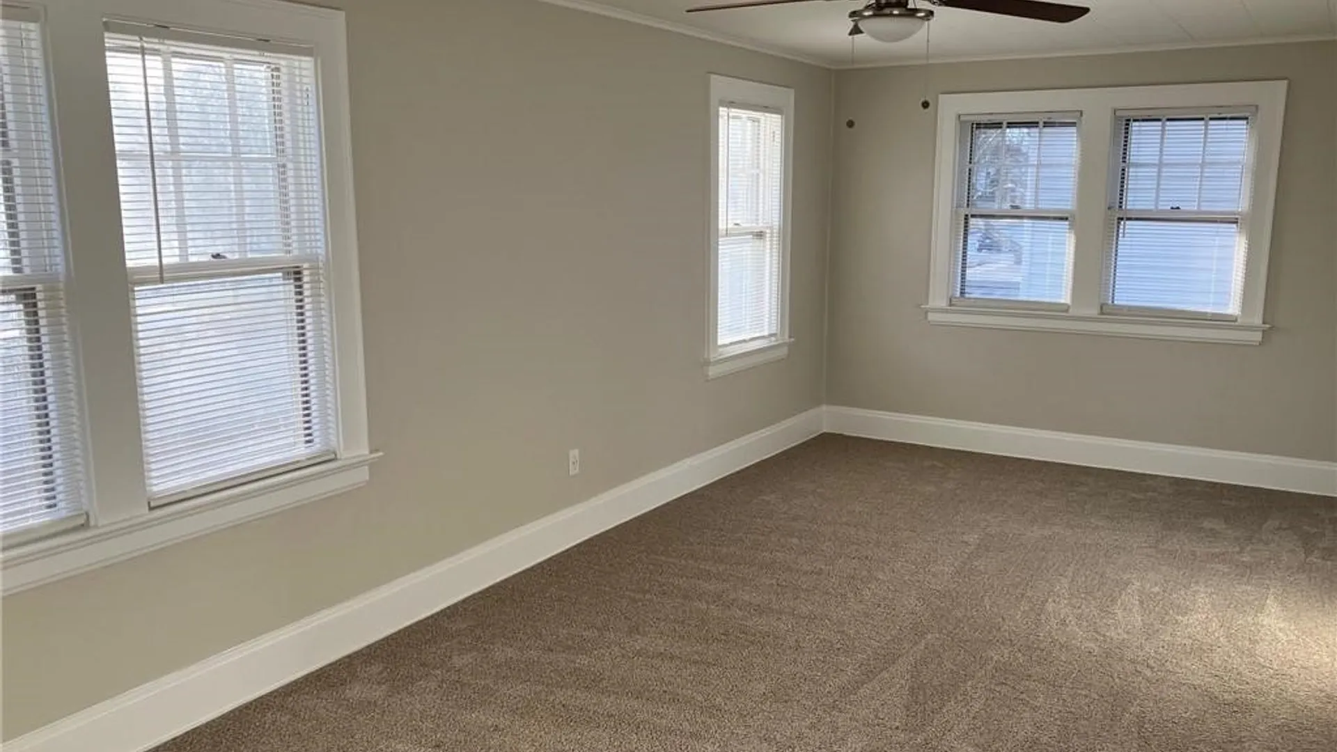 Property at 2362 Monroe Avenue, Brighton, NY 14618 18