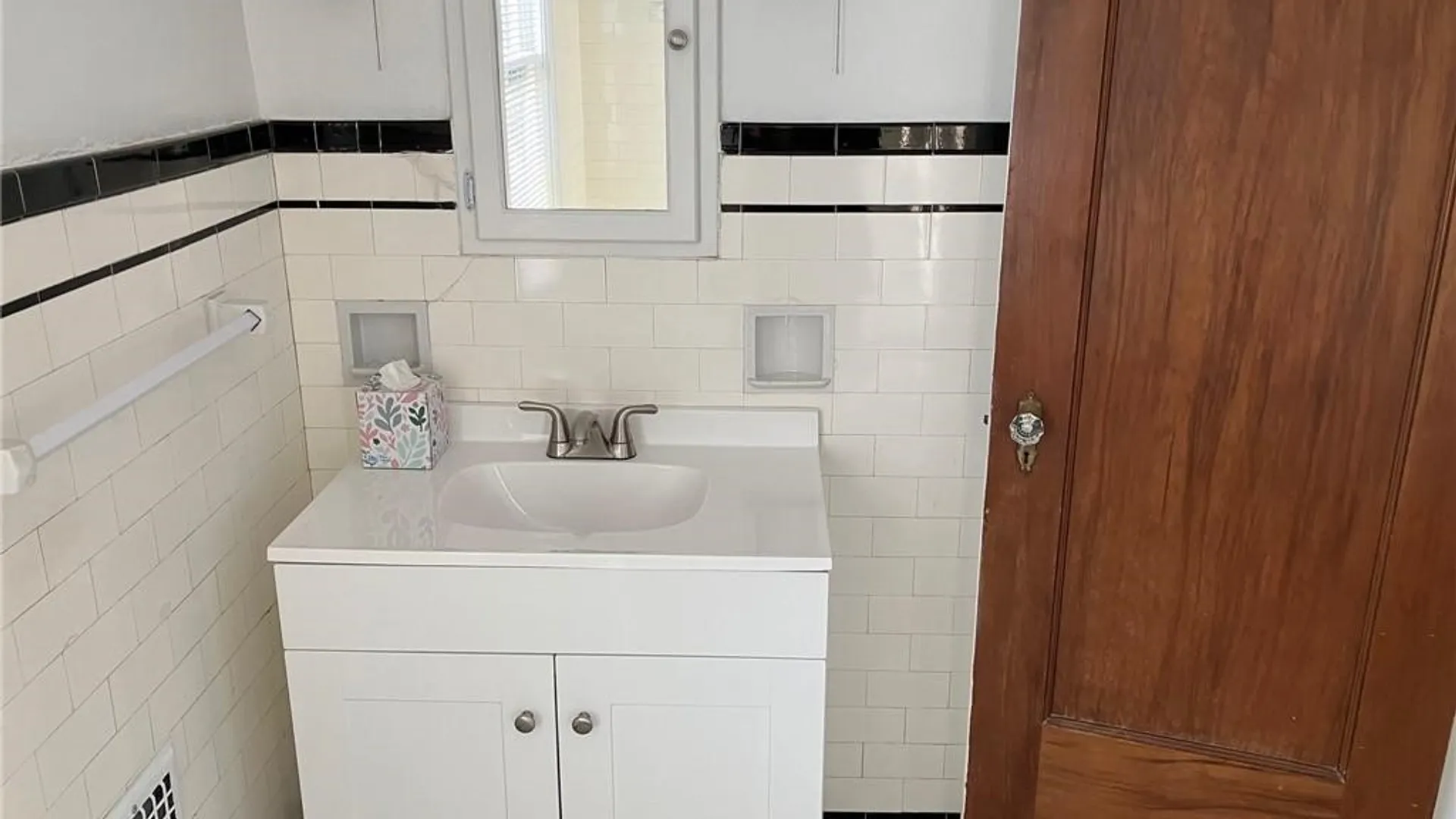 Property at 2362 Monroe Avenue, Brighton, NY 14618 22