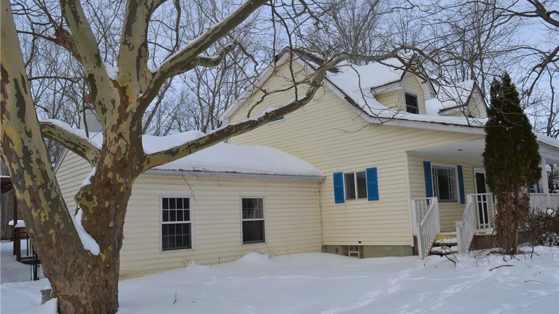 Property at 8610 Goodrich Road, Clarence, NY 14032 2