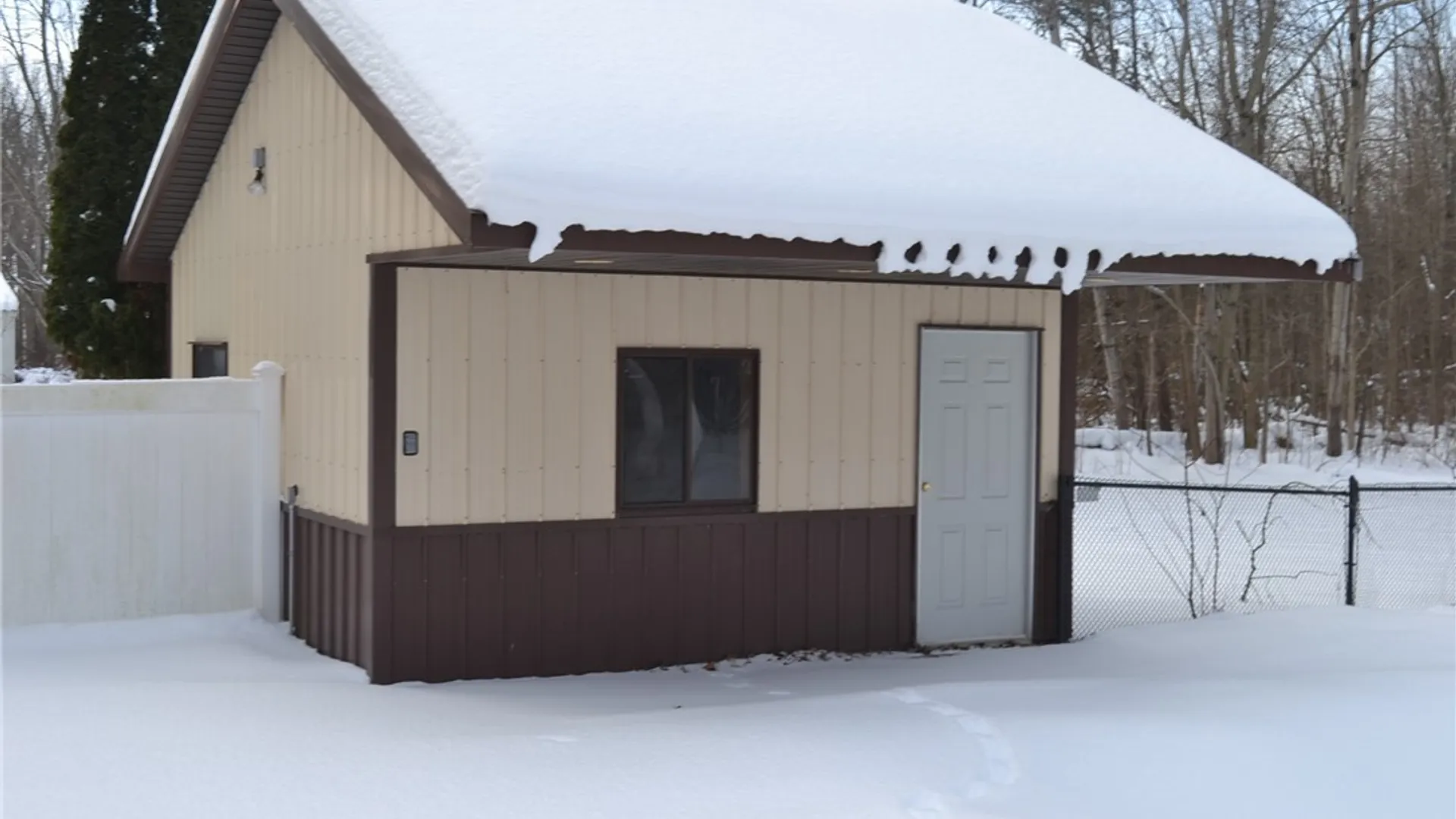 Property at 8610 Goodrich Road, Clarence, NY 14032 21