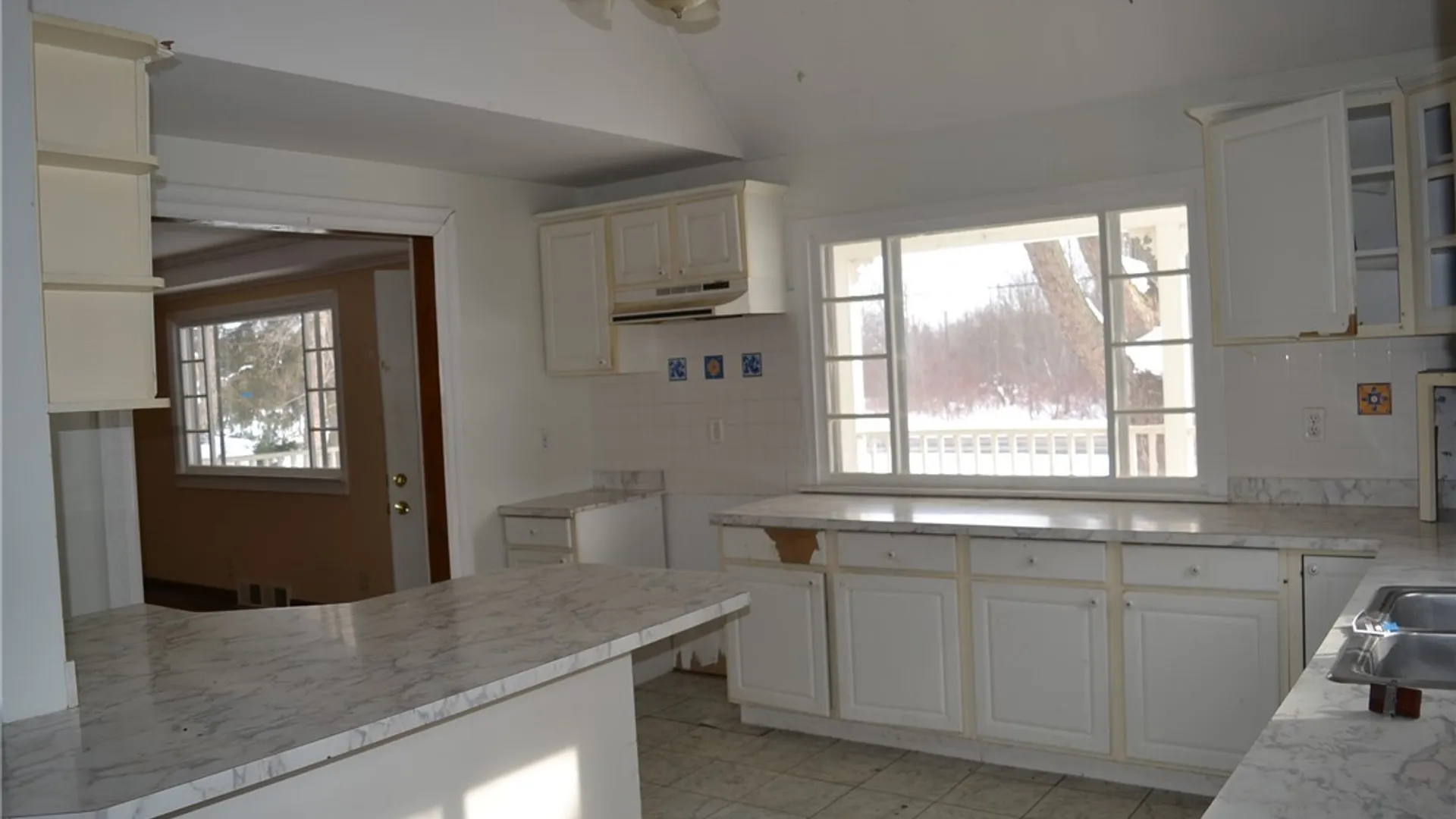 Property at 8610 Goodrich Road, Clarence, NY 14032 9