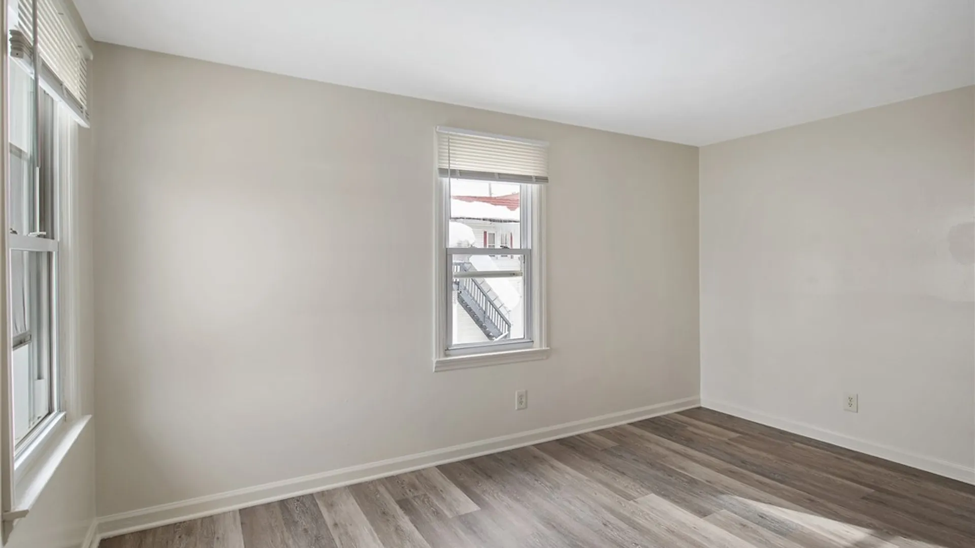 Property at 104 Tamarack Street, Salina, NY 13088 23